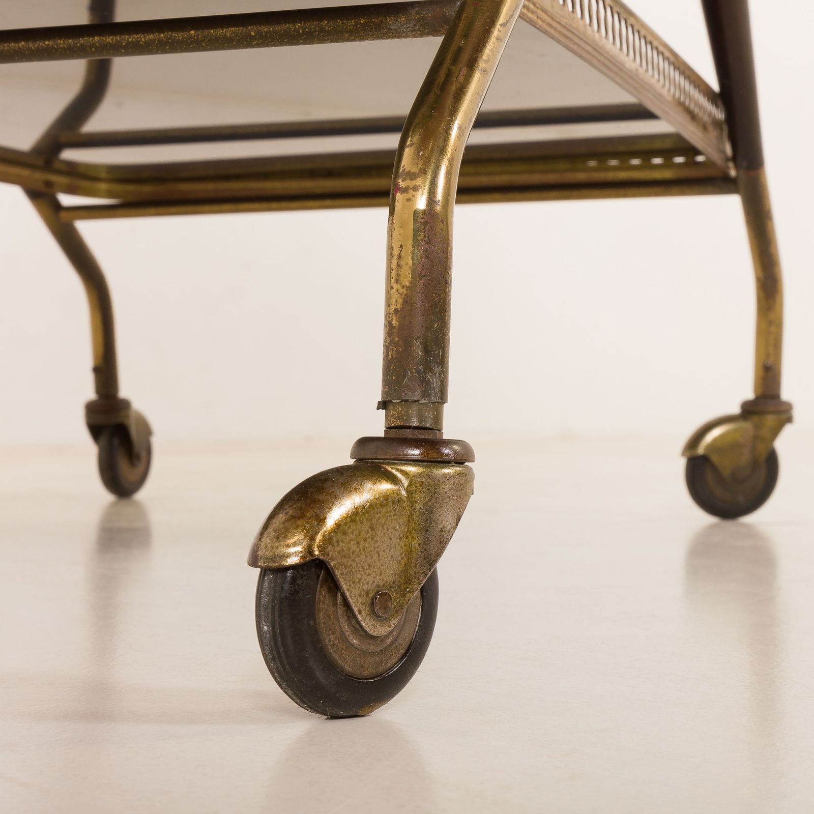 photo vinterior Italian Mid Century Brass Bar Cart, Serving Trolley, 1960s