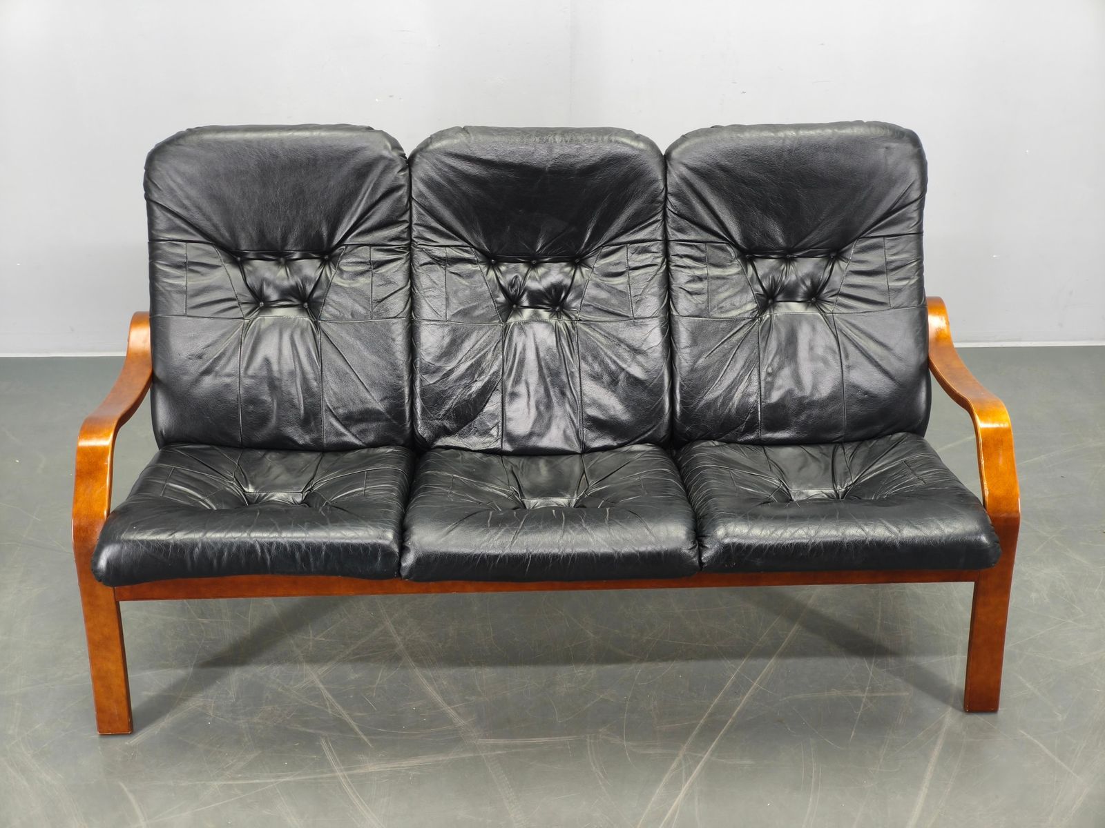 Scandinavian Leather Sofa In The Style Of Alvar Aalto, 1970s photo for sale