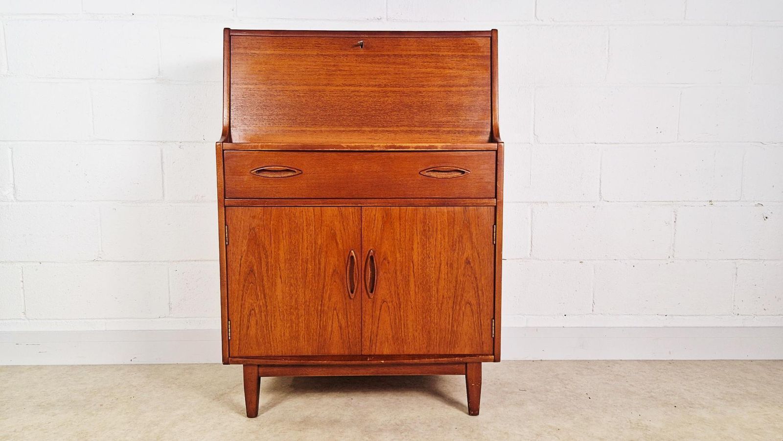 Jentique Vintage Mid Century Medium Teak 1960s Danish Design Writing Bureau Sideboard Pg031 photo for sale