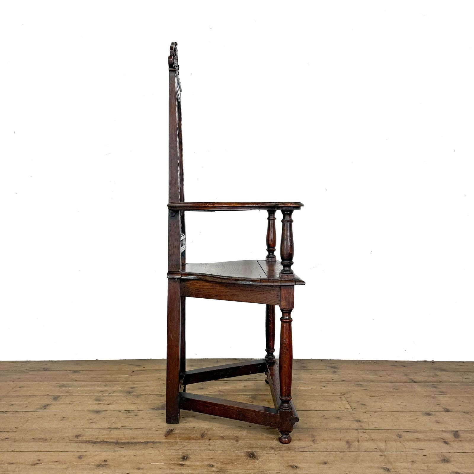 Antique Carved Oak Elbow Chair | Antique Armchairs | Wainscot Chair | Antique Furniture | Hallway Furniture (M 6876) photo 595.0