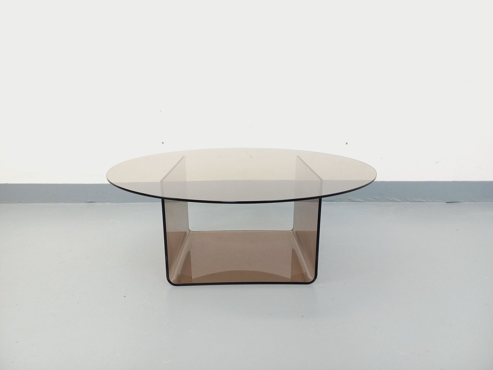 Round Space Age Coffee Table In Smoked Glass And Plexiglass photo Furniture