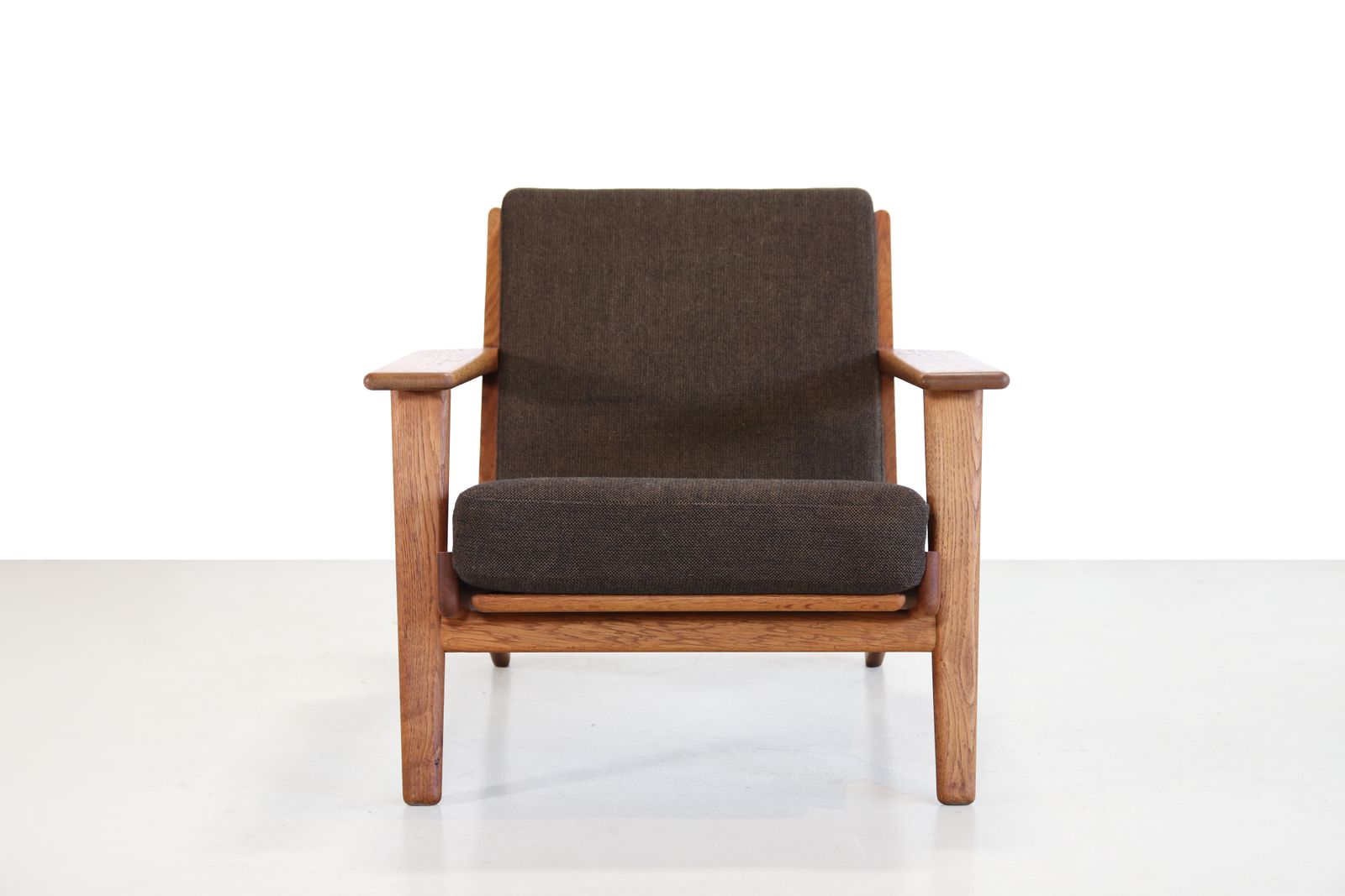 Oak Hans Wegner Ge290 Armchair For Getama photo furniture