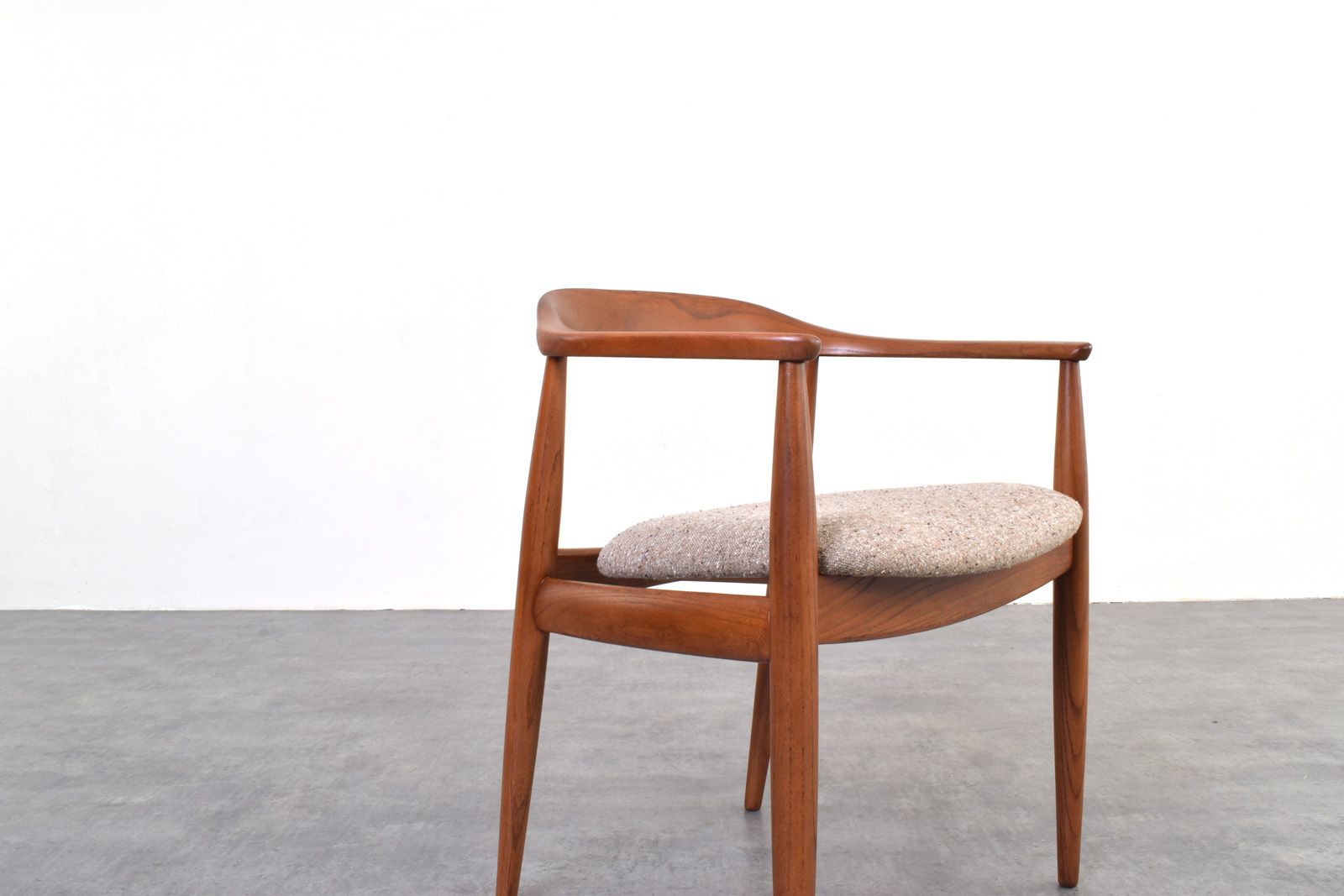 Mid Century Danish Armchair By Illum Wikkelsø For Niels Eilersen, 1960s photo vintage