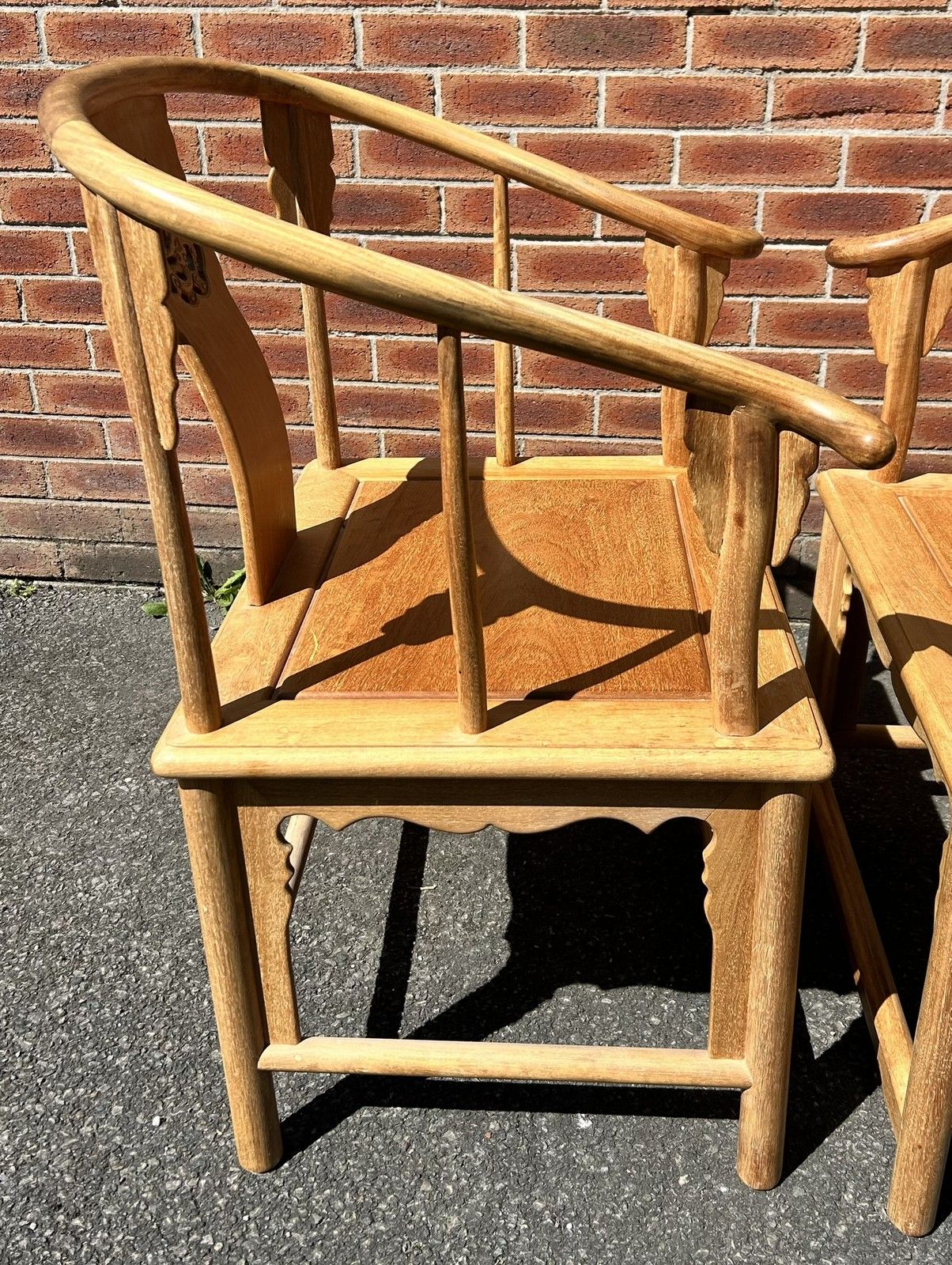 Pair Of Quality Ming Style Chinese Oriental Elm Wishbone Bentwood Arm Chairs photo vintage