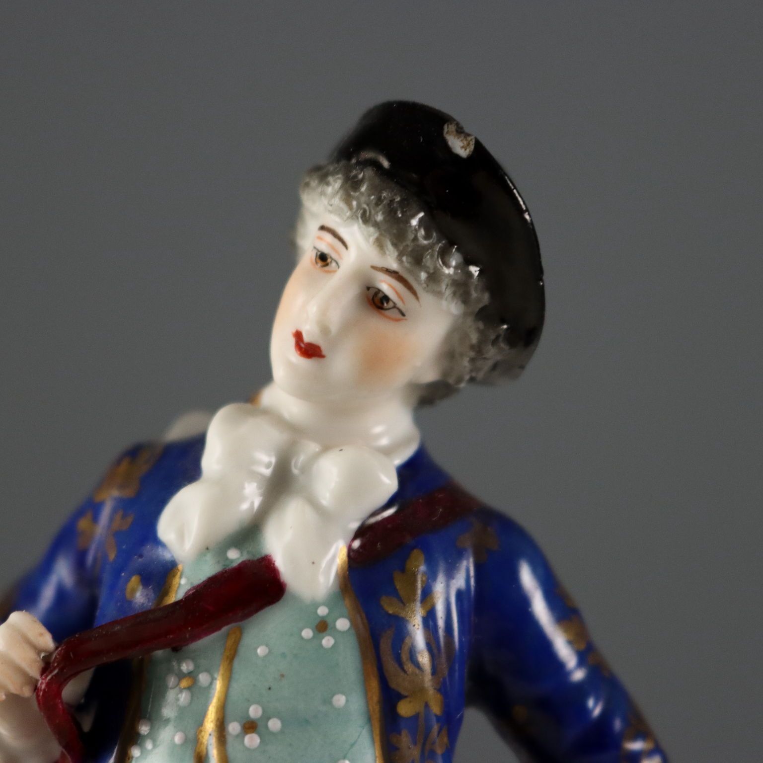 photo furniture Figurines d'époque en porcelaine de Ludwigsburg, Allemagne, 1860