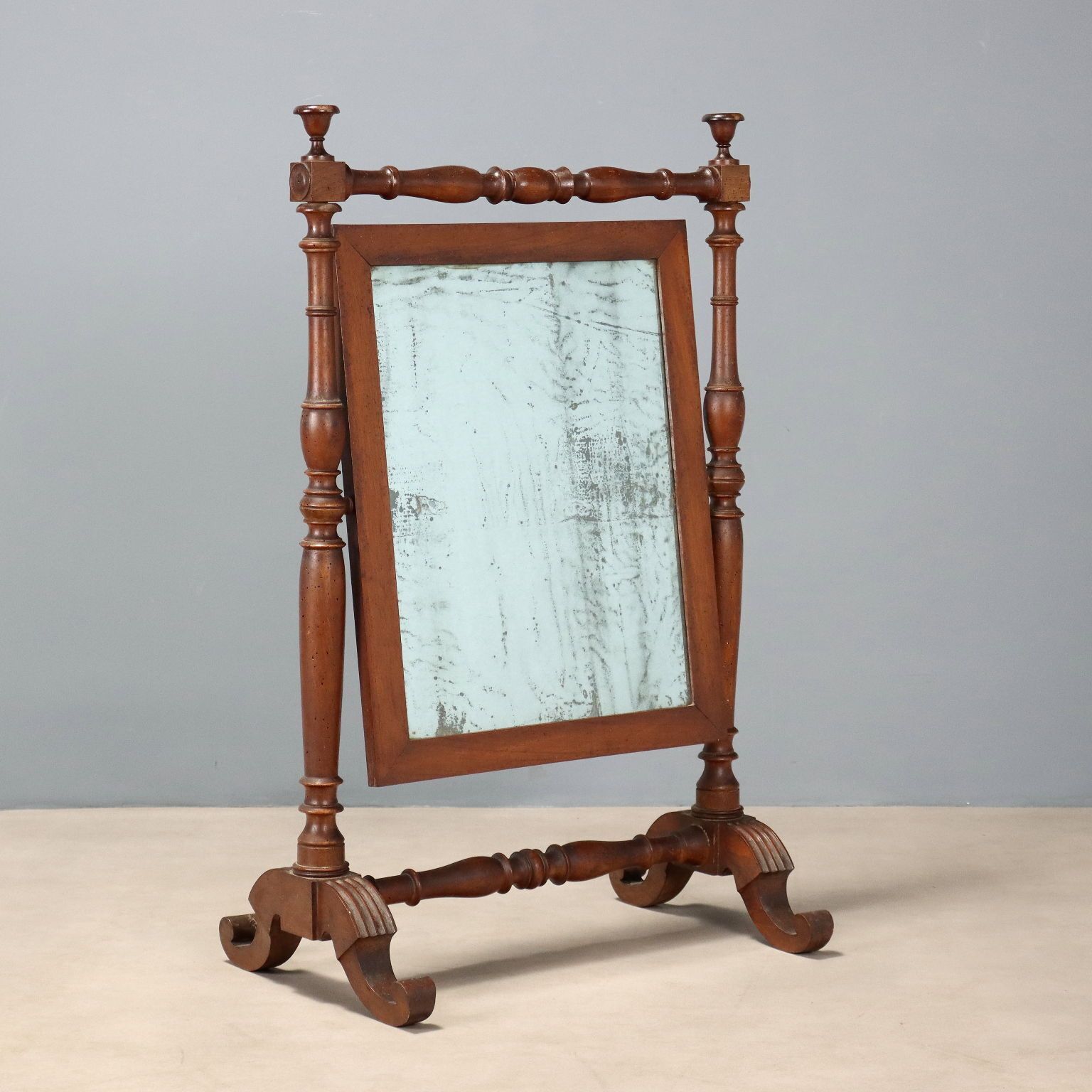Miroir de coiffeuse en noyer