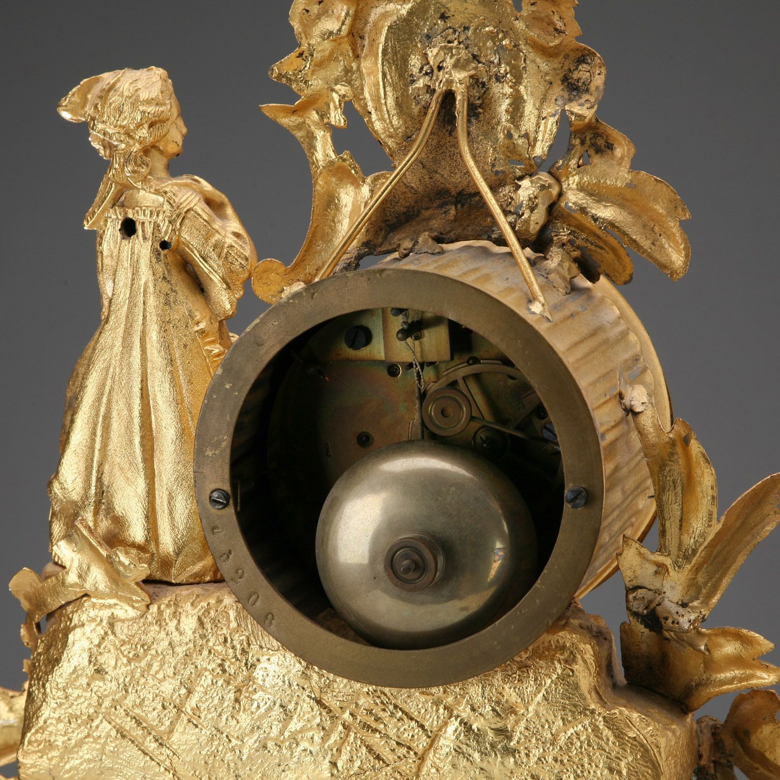 Pendule d'époque en antimoine doré, France, XIXe-XXe siècle photo vintage