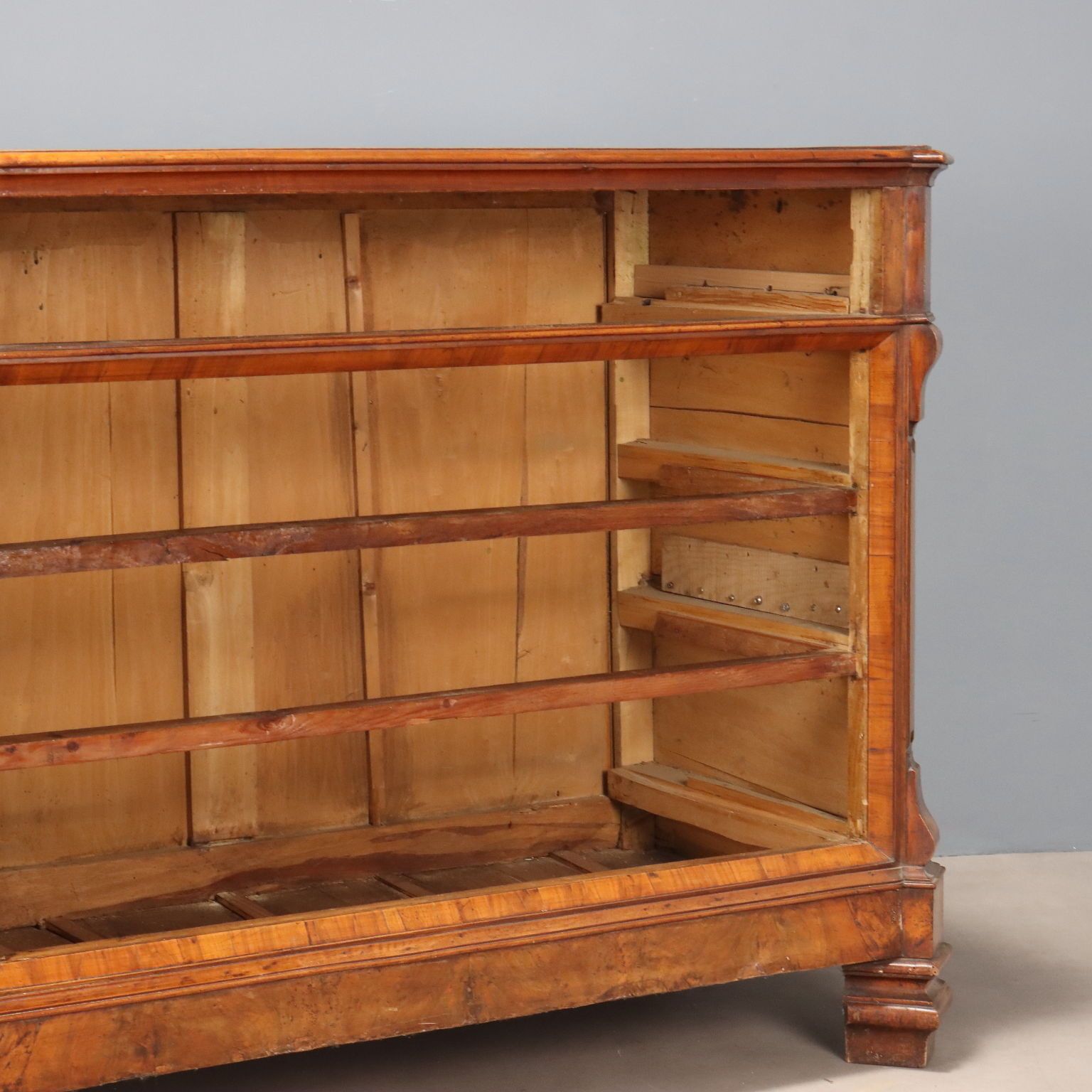 photo for sale Antique Chest Of Drawers Umbertino Walnut XIX Century