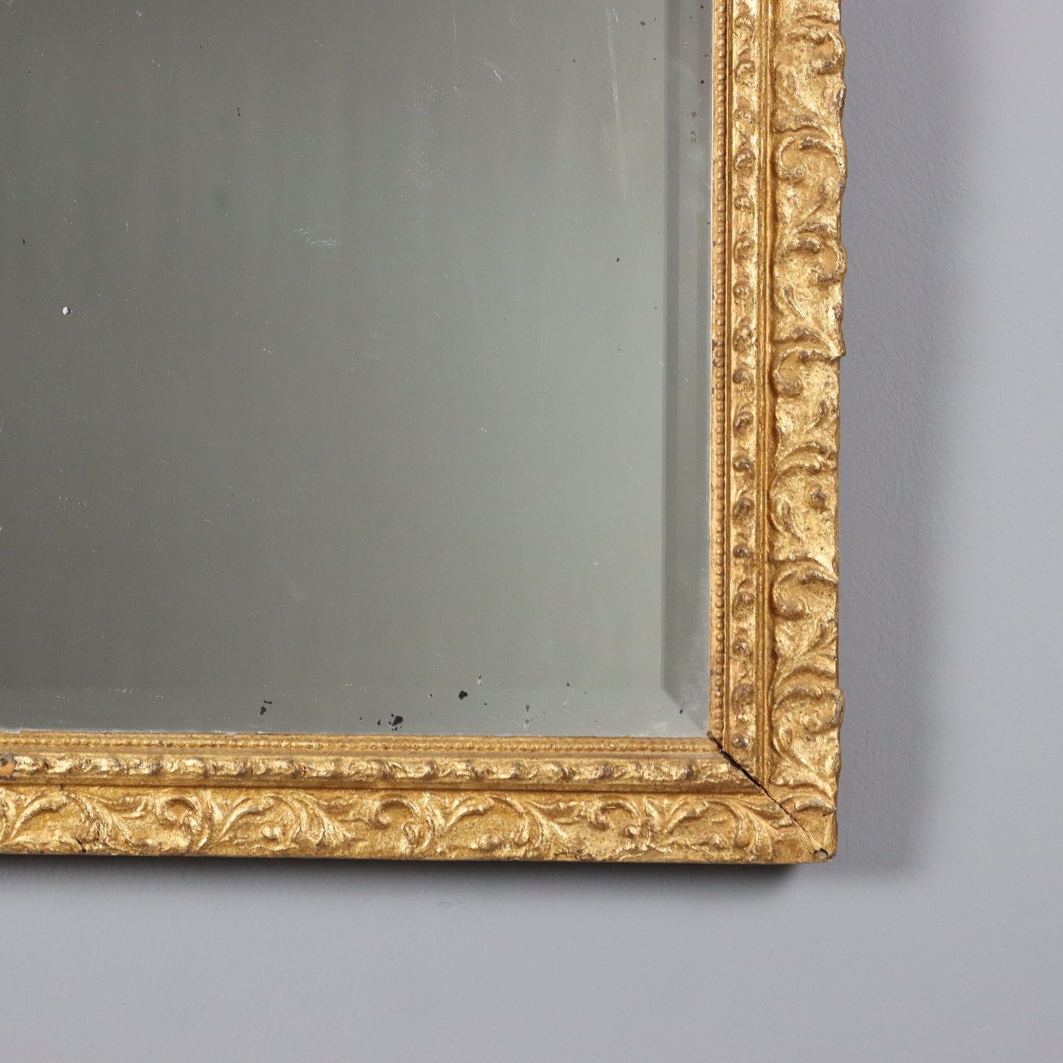 Specchiera In Legno E Pastiglia Dorati photo buy