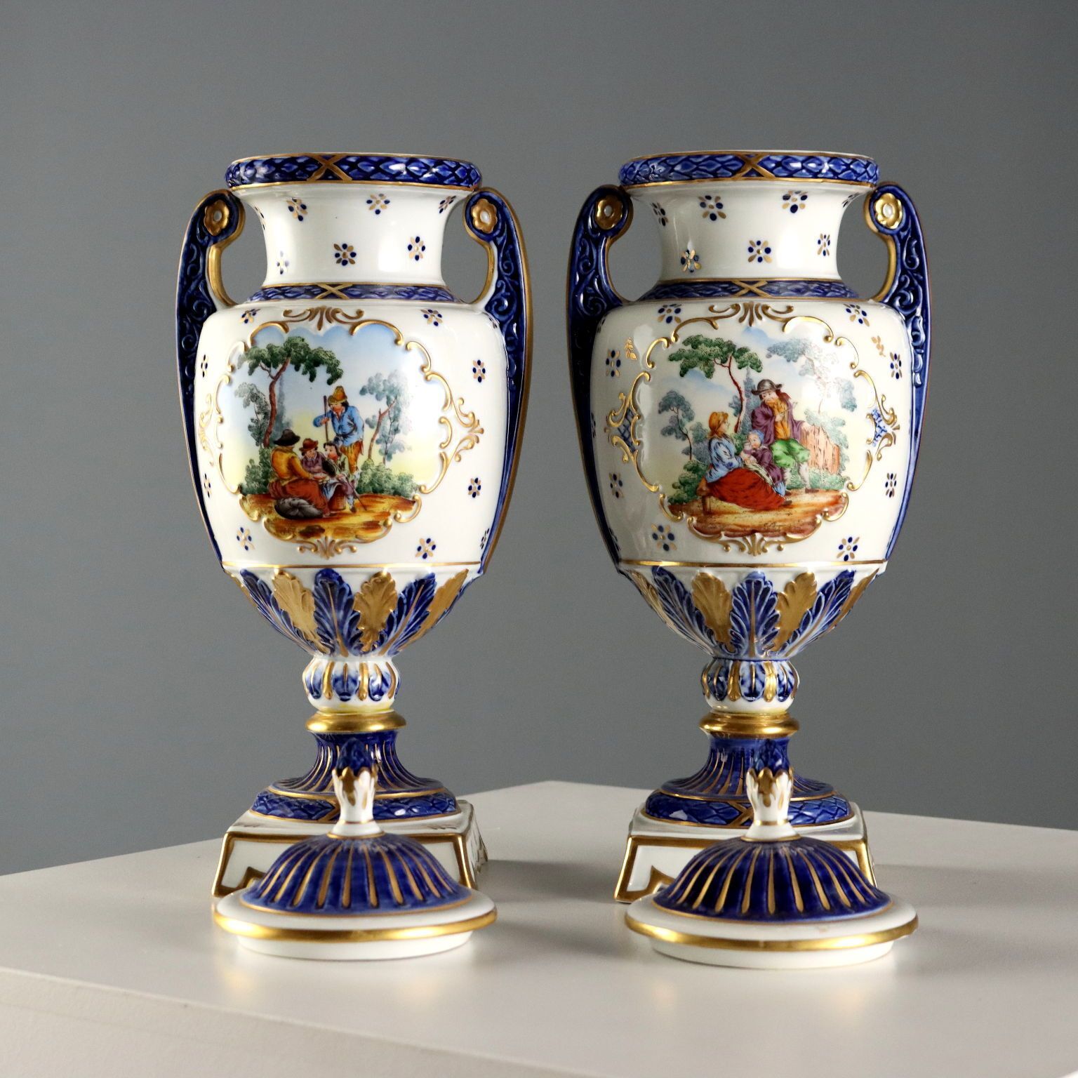 Vintage Vases Sèvres Porcelain Decorations France XX Century photo vinterior