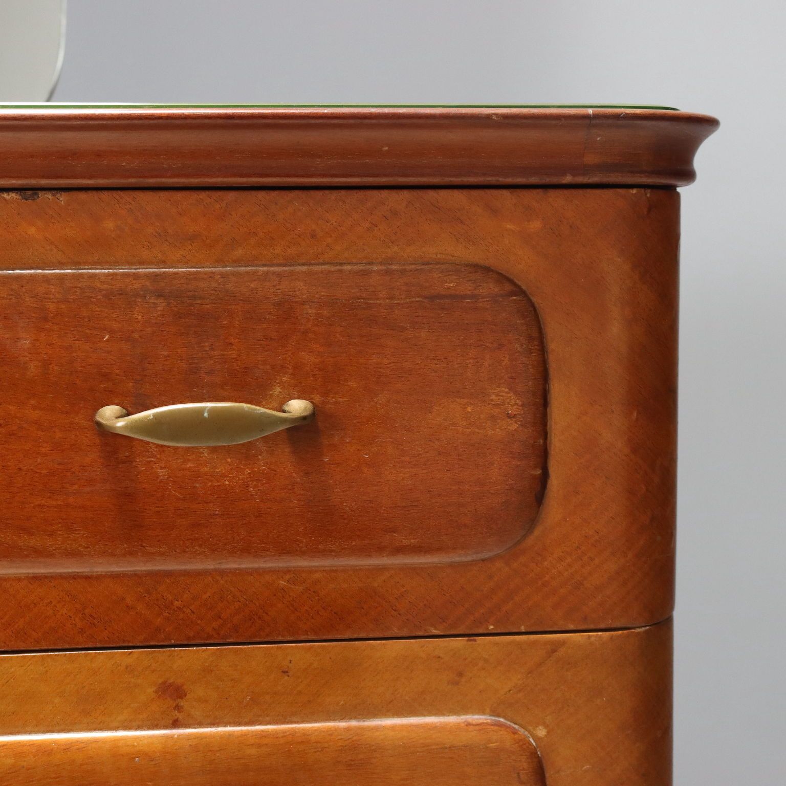 photo furniture Vintage Chest Of Drawers Mahogany Veneer Design 1950s 1960s