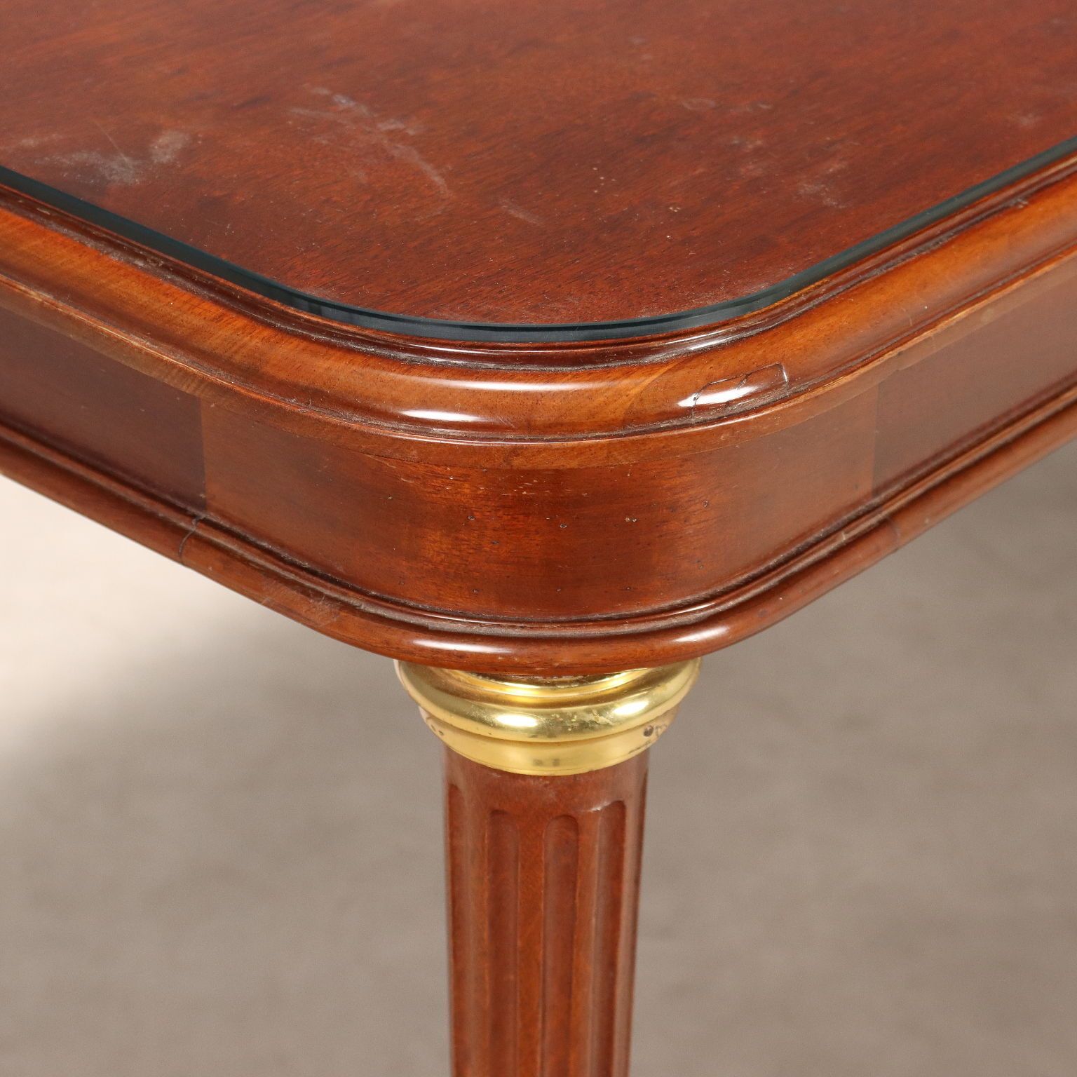 Antique Table Mahogany Gilded Bronze Glass United Kingdom '900 photo vinterior