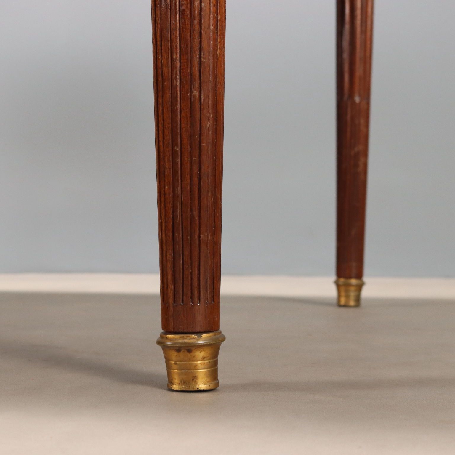 Antique Table Mahogany Gilded Bronze Glass United Kingdom '900 photo vintage