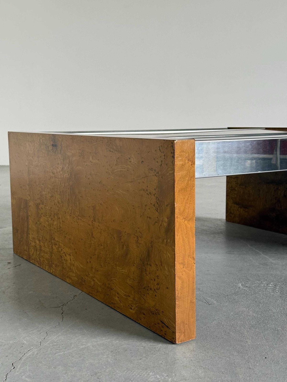 Italian Modernist Burlwood Mirrored Coffee Table, 1970s photo vintage