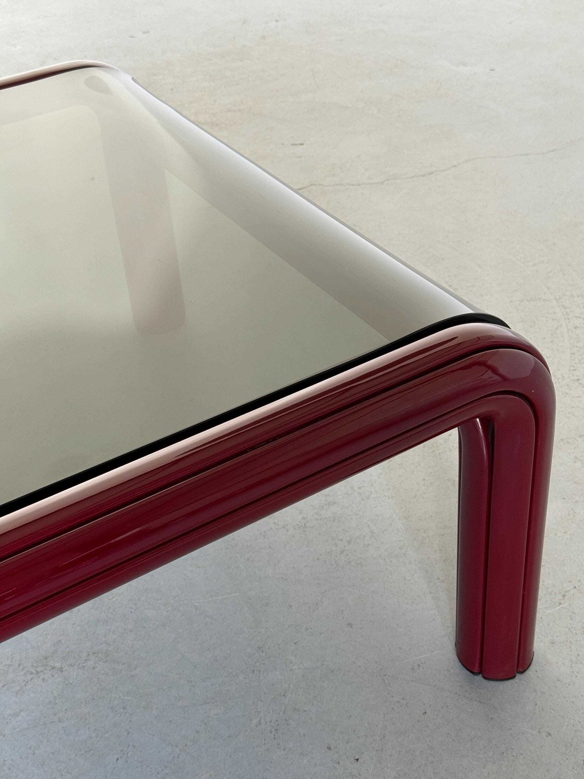 photo furniture Gae Aulenti ‘Orsay’ 54a Lounge Cofee Table For Knoll International, 1976
