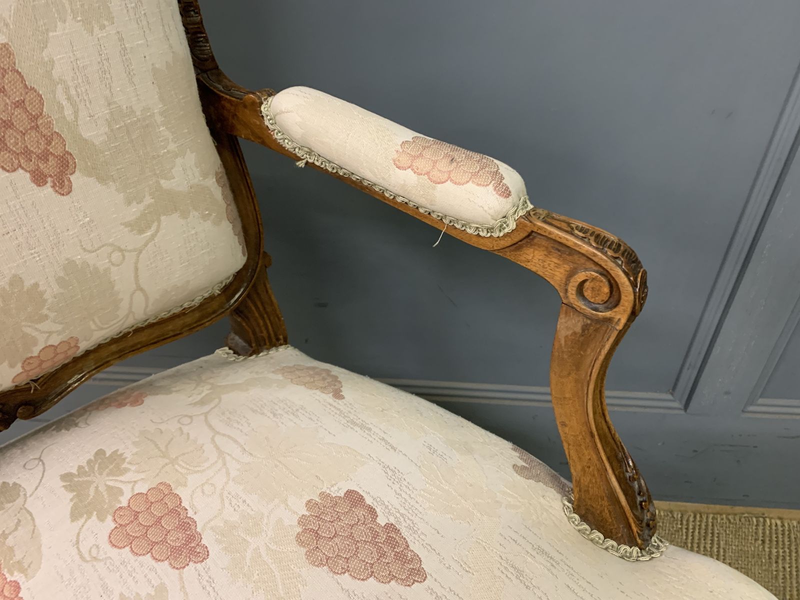 photo vintage Pair Of French Carved Walnut Armchairs