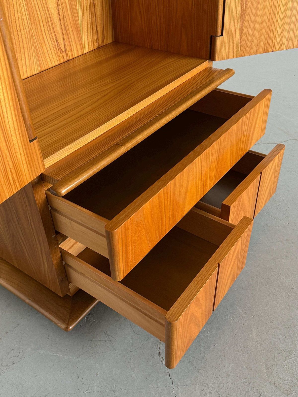 photo furniture Italian Cabinet ‘Il Cerniera’ By Silvana Arcelli Montanari For Tonelli, 1970s