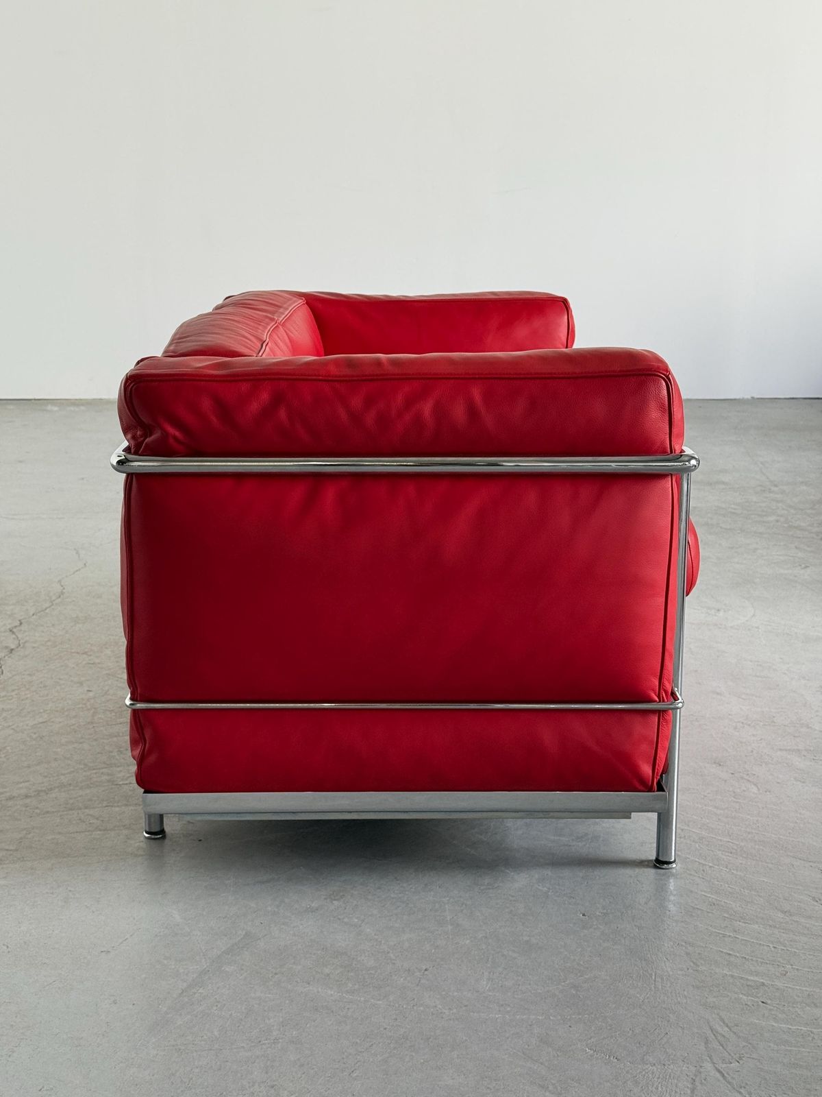 Iconic ‘Lc2’ Two Seater Sofa By Le Corbusier, Charlotte Perriand And Pierre Jeanneret For Cassina, Red Leather & Chromed Steel photo 4342.0