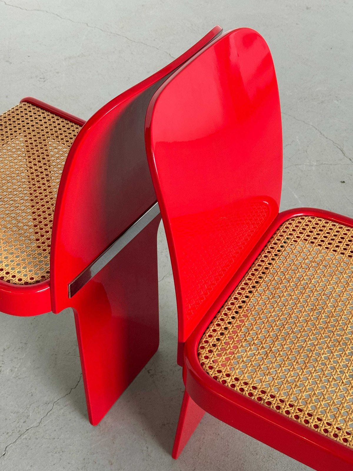 Set Of 4 Elegant Italian Mid Century Chairs By Pierluigi Molinari For Pozzi Milano, Red Lacquered Wood And Cane, 1970s photo vintage