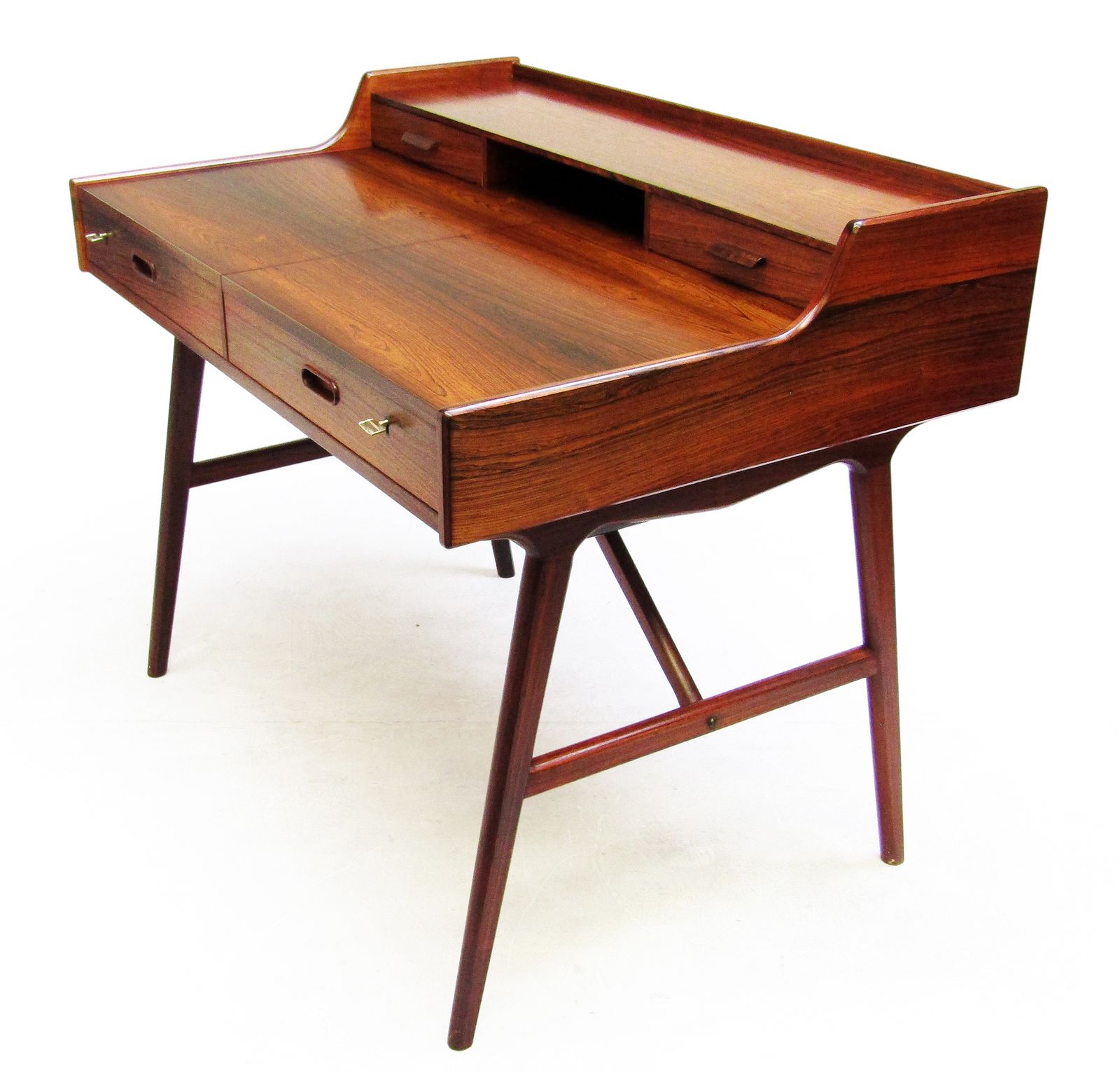 photo furniture 1960s Danish Model 65 Desk / Vanity Dresser In Rosewood By Arne Wahl Iversen