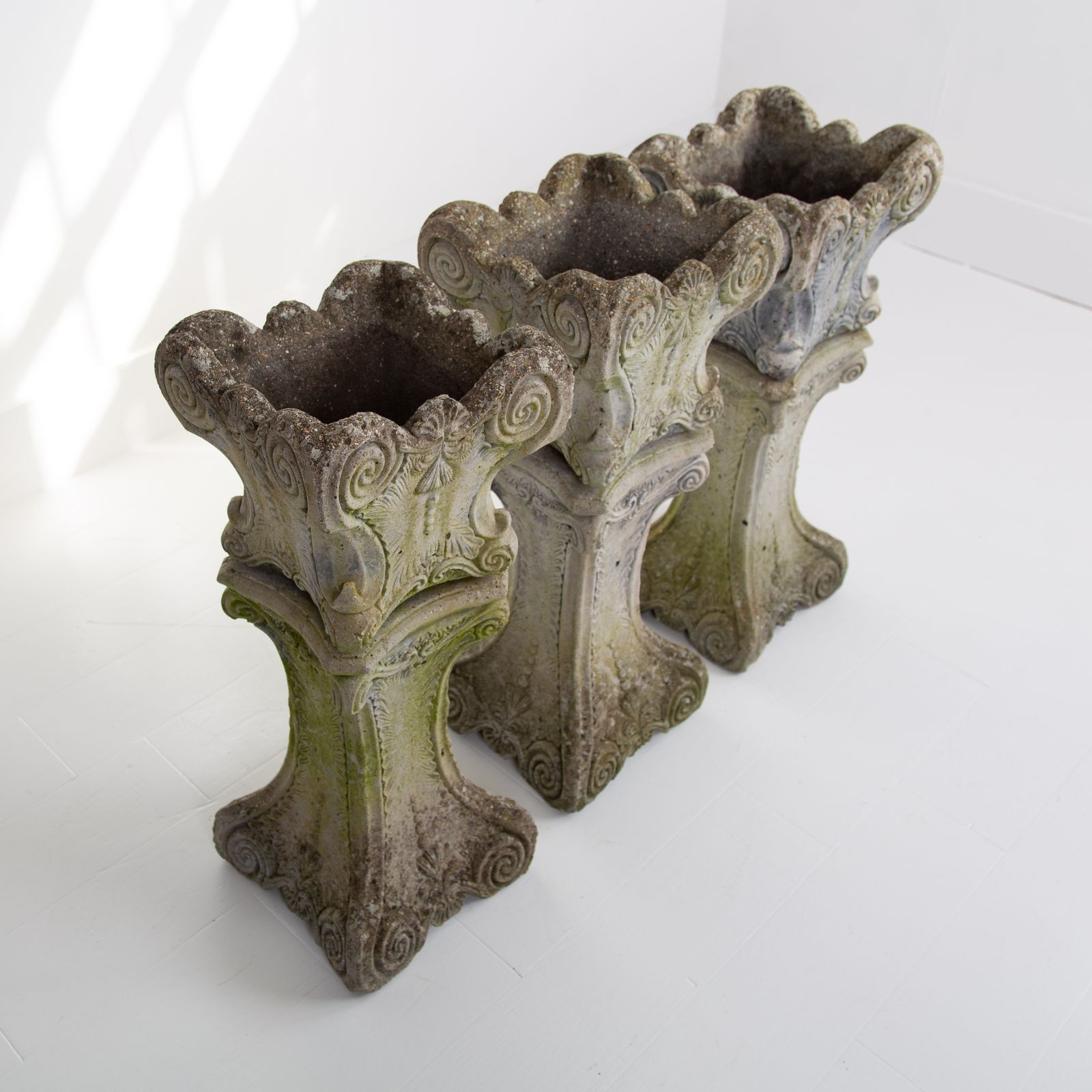 Set Of 3 Mid Century Highly Decorative Planters On Plinths photo 615.0