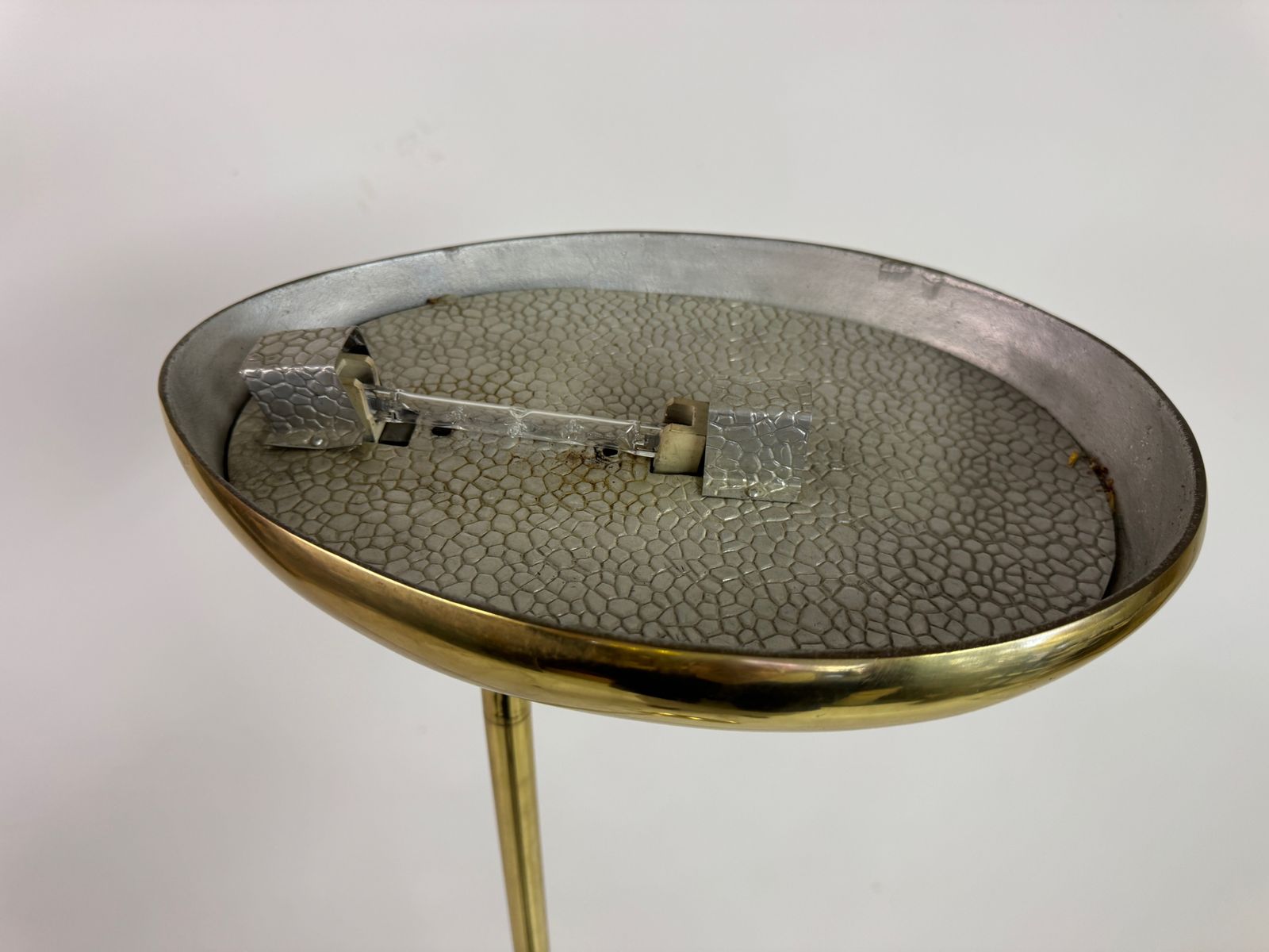 photo furniture 1970s Sculptural Italian Brass Floor Lamp By Santoni