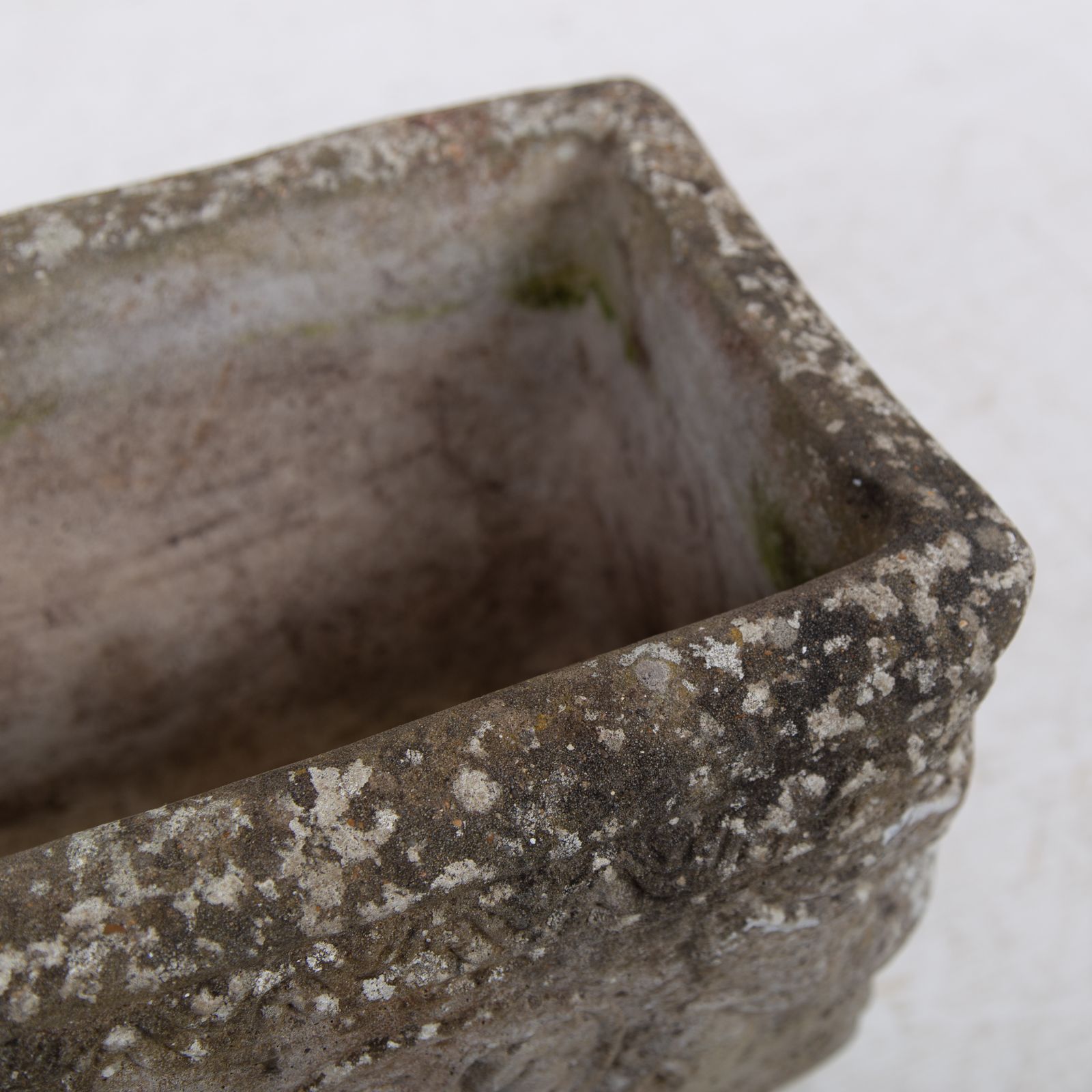 photo furniture 4 Weathered Mid Century Stone Garden Planters On Legs