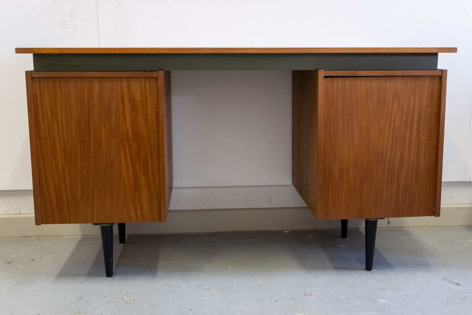 Mid Century Modern Teak Desk, Dutch, Cees Braakman photo 950.0