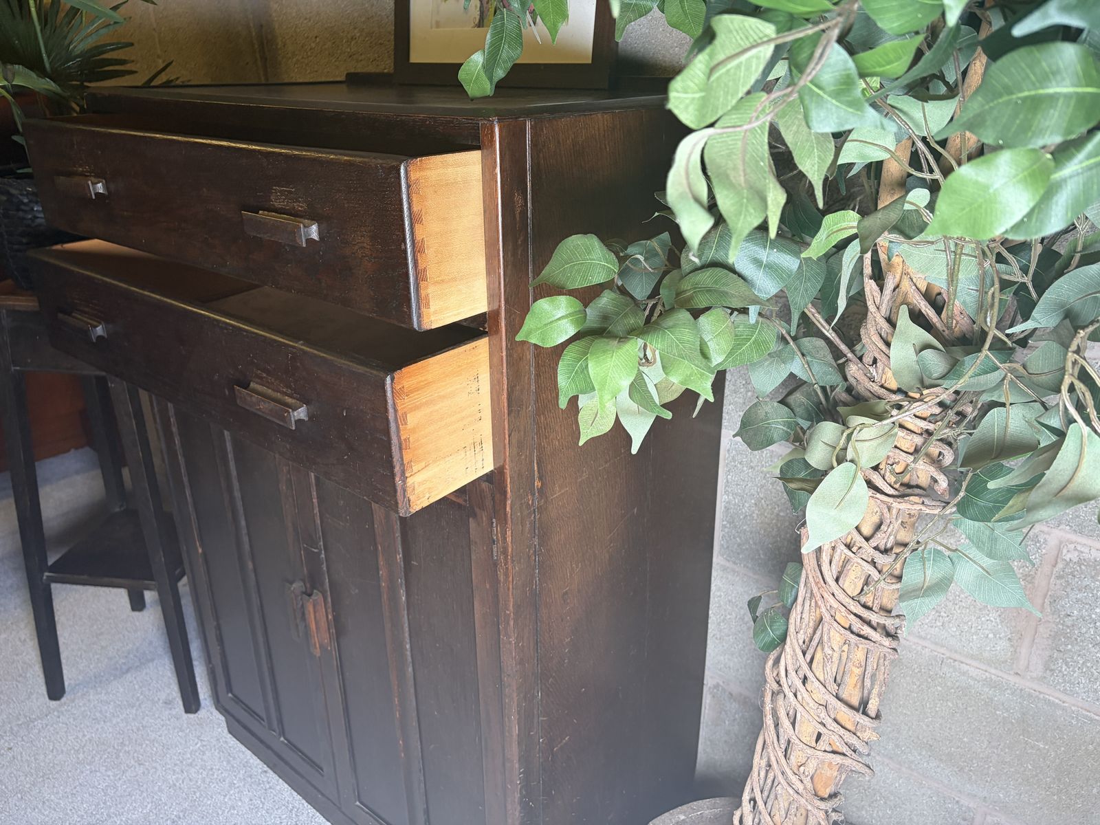 Early 20th Century Oak Housekeeper’s Cupboard – Original Unrestored photo vinterior