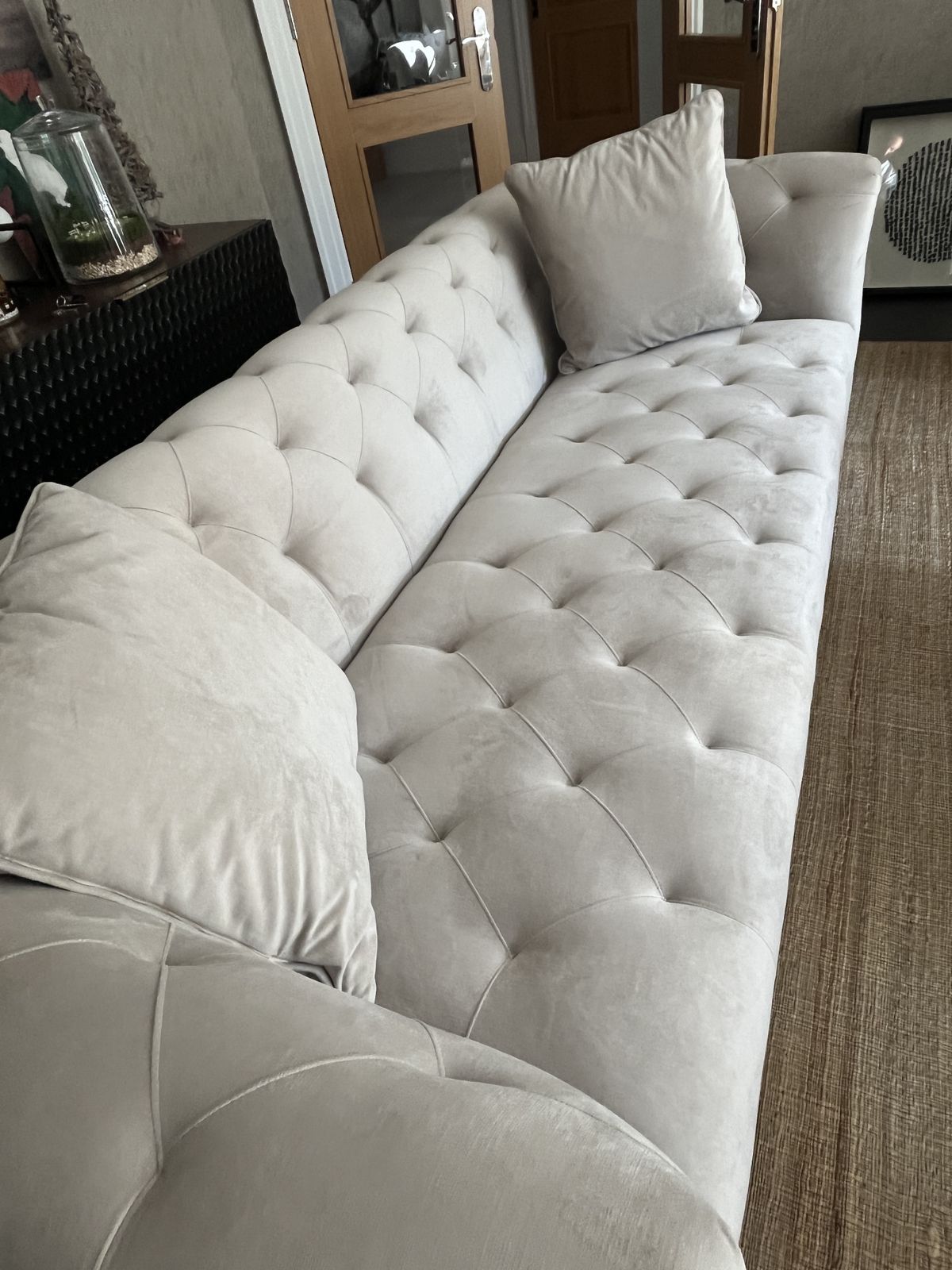 photo furniture Eichholz Cesare 1x 3 Person Sofa, Cushions And 2no. Armchairs   Virtually Unused