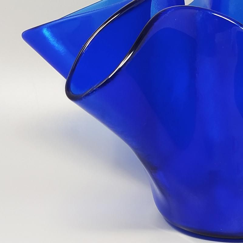 Blauwe vaas "Fazzoletto" van Dogi in Muranoglas, ca. jaren 1970. Made In Italy photo buy