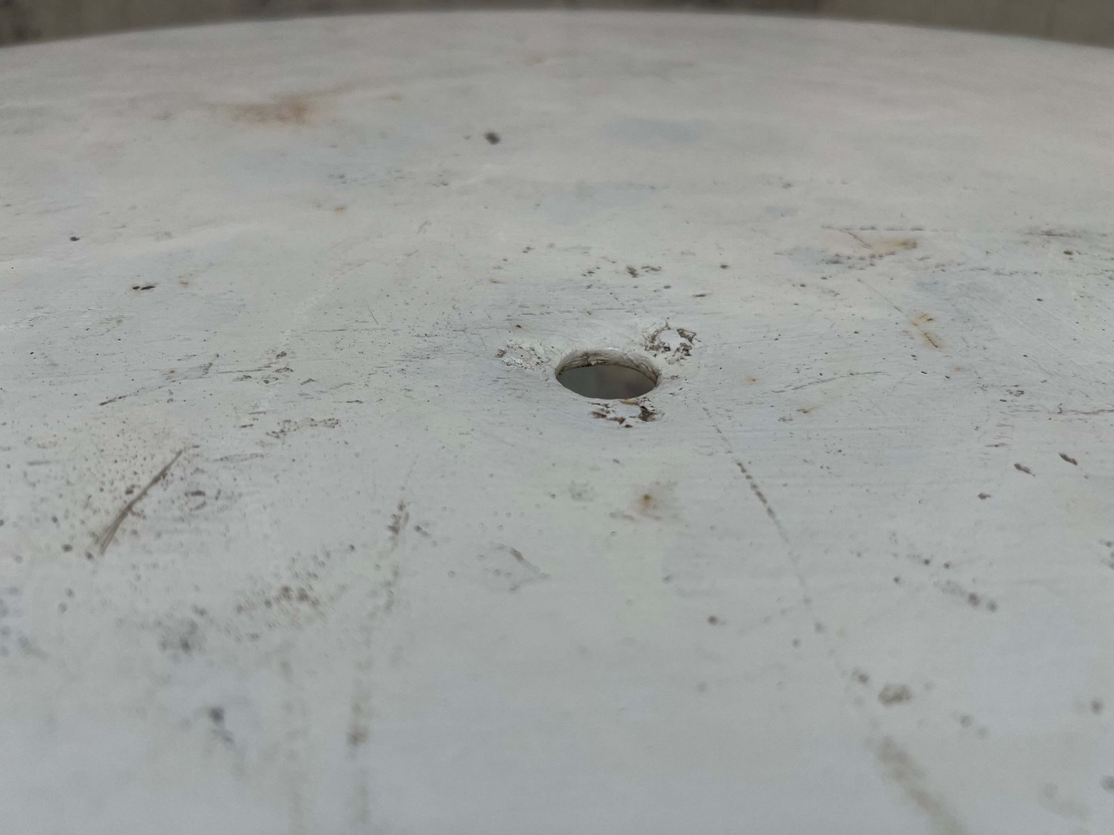 White Metal Garden Table photo buy