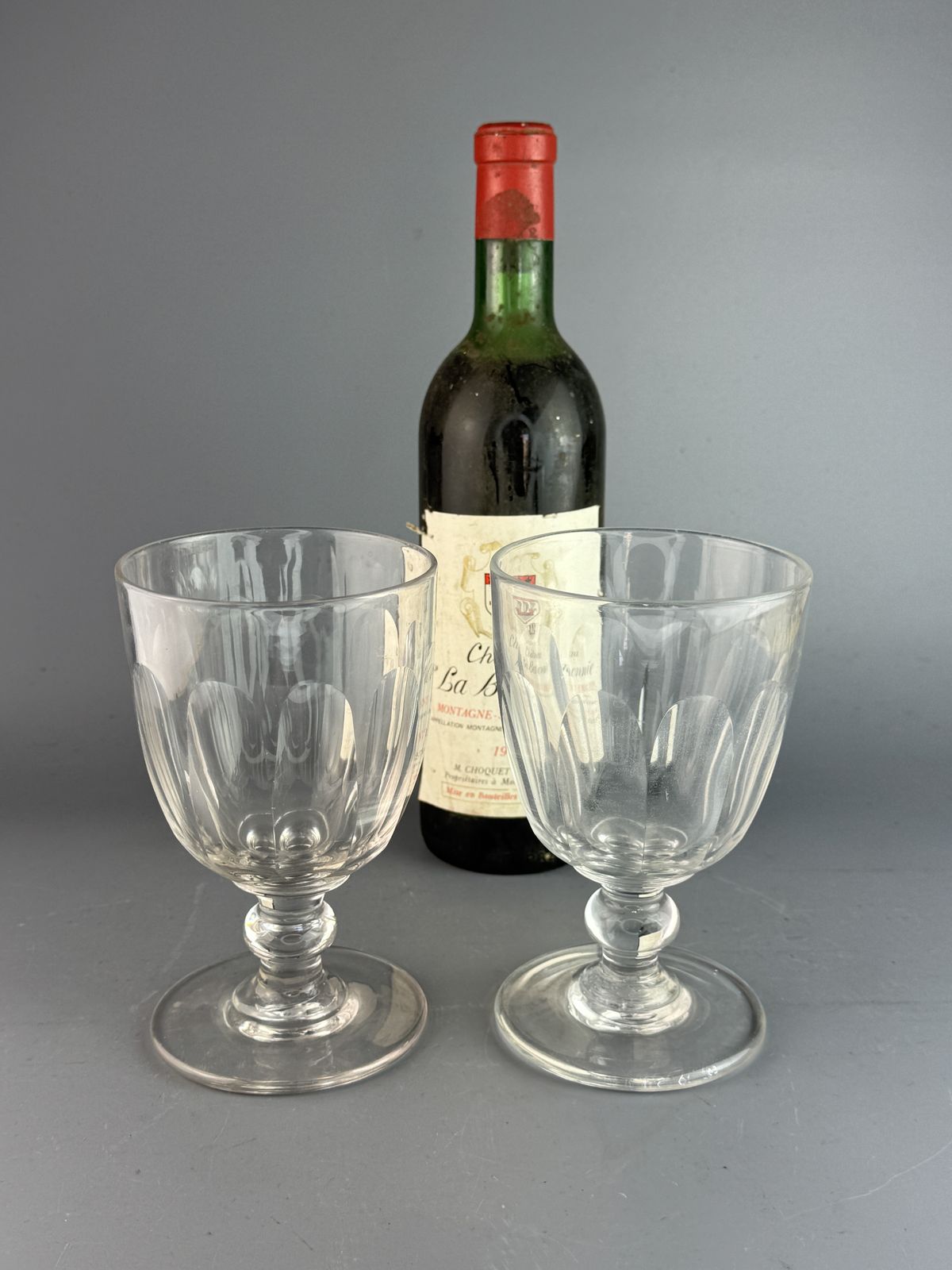 Large Pair Of Antique Cut Glass Wine Glasses Rummers Mid 19h Century
