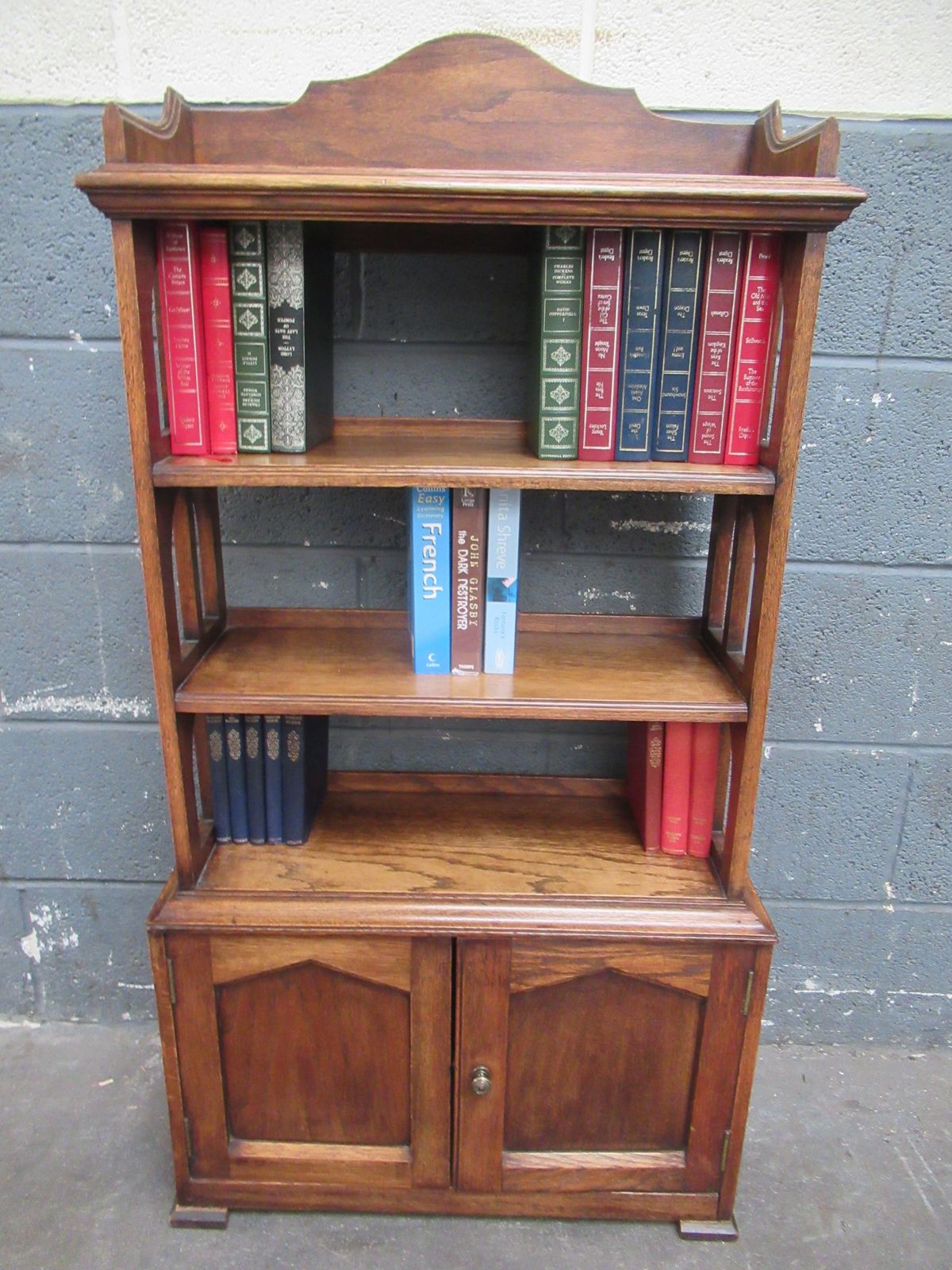 Oak   Open  Bookcase   Slim Size Dating From The 1910s