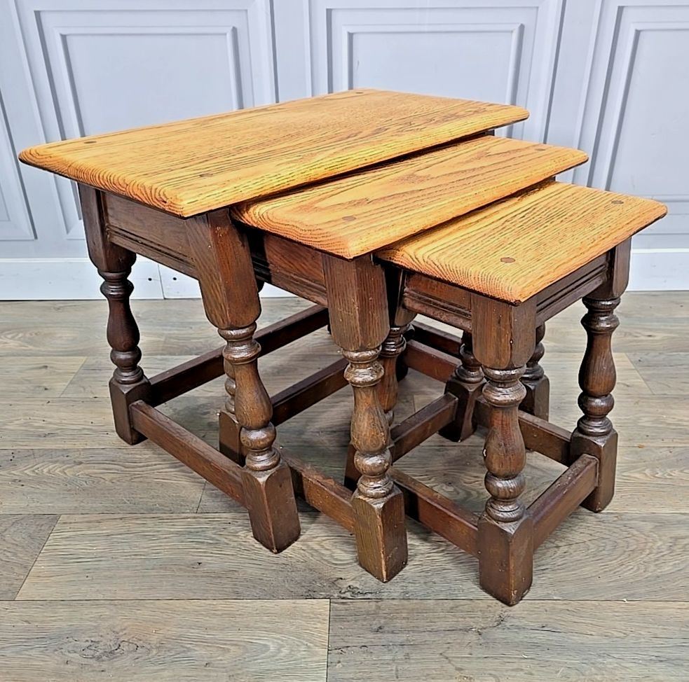 Vintage Nest Of Tables Old Charm Solid Oak Wood Bros – Wooden Jointing Side