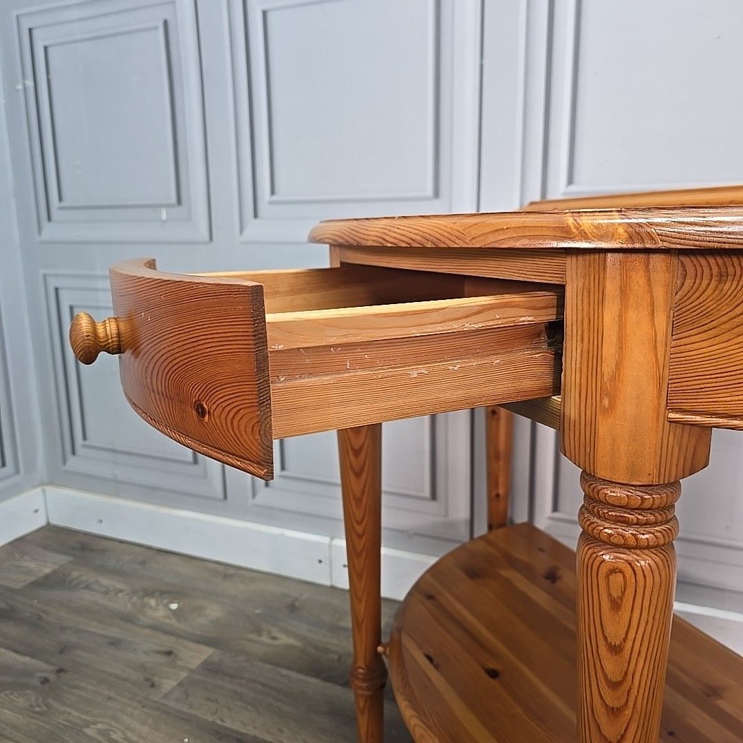 photo vintage Vintage Ducal Console Table – Solid Pine Half Moon Hall Table Drawer Demi Lune