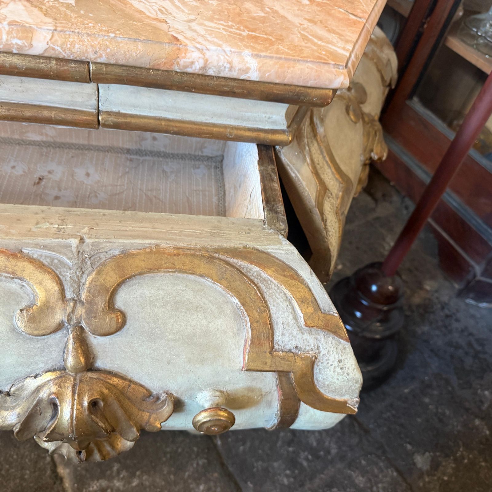 photo vinterior An Original Baroque Lacquered And Gilt Wood And Marble Venetian Chest Of Drawers