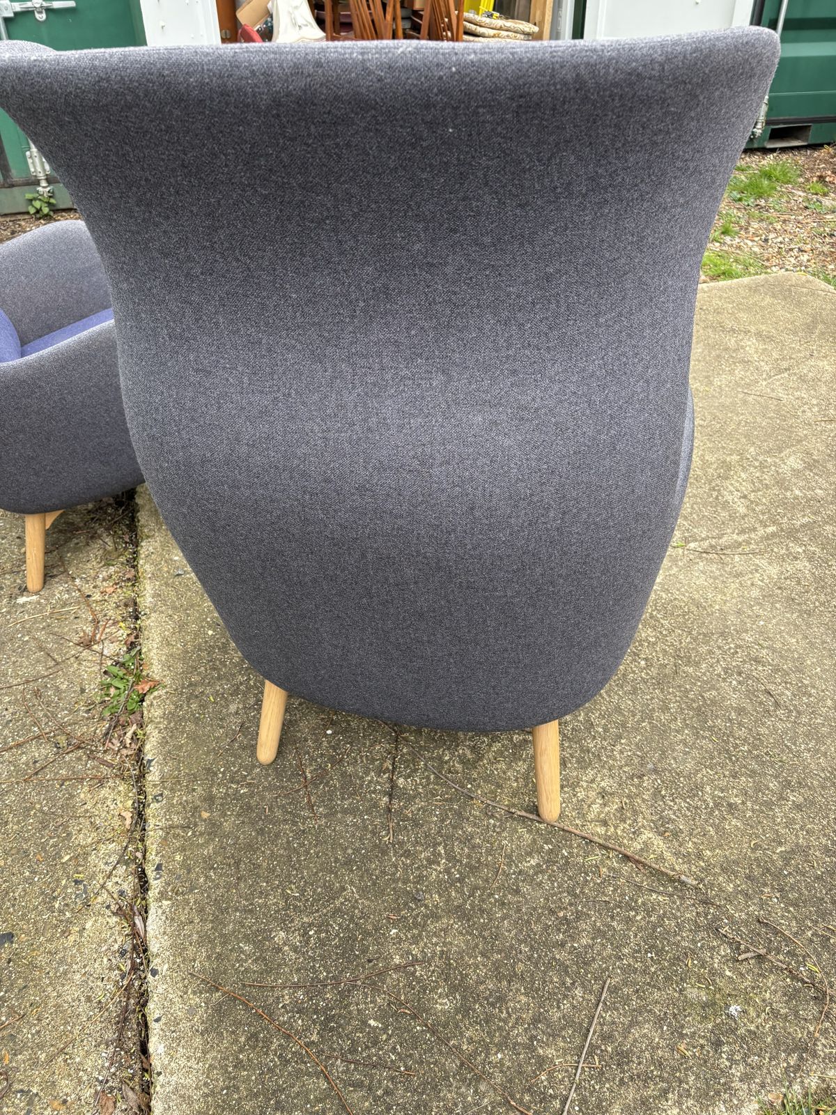 Pair Of Fritz Hansen Ro Easy Armchairs photo Furniture