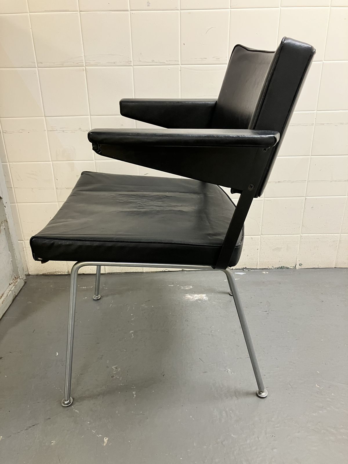 Vintage 1268 Chair By André Cordemeyer For Gispen photo Furniture
