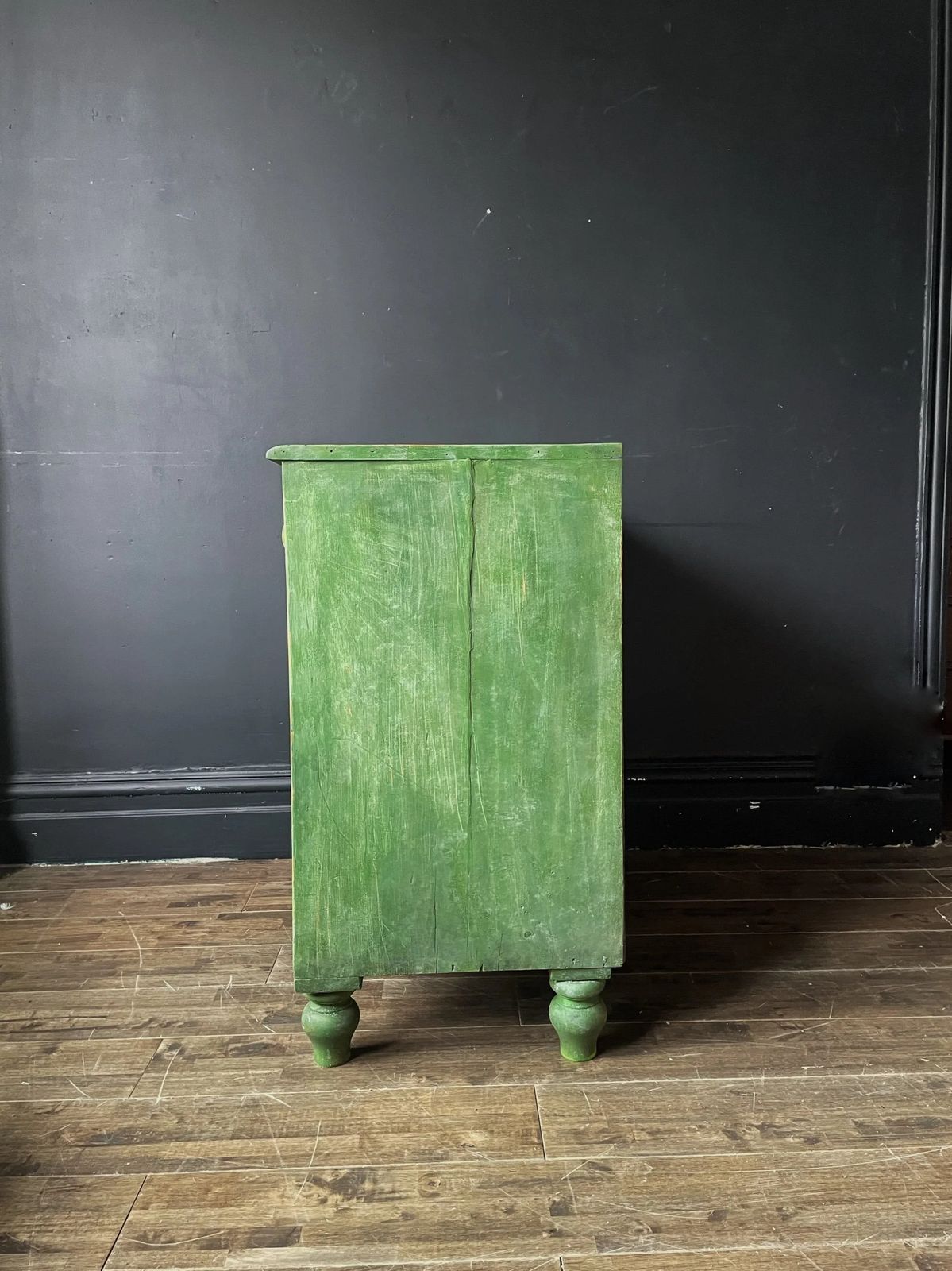 Victorian Vibrant Green, 1800s photo buy