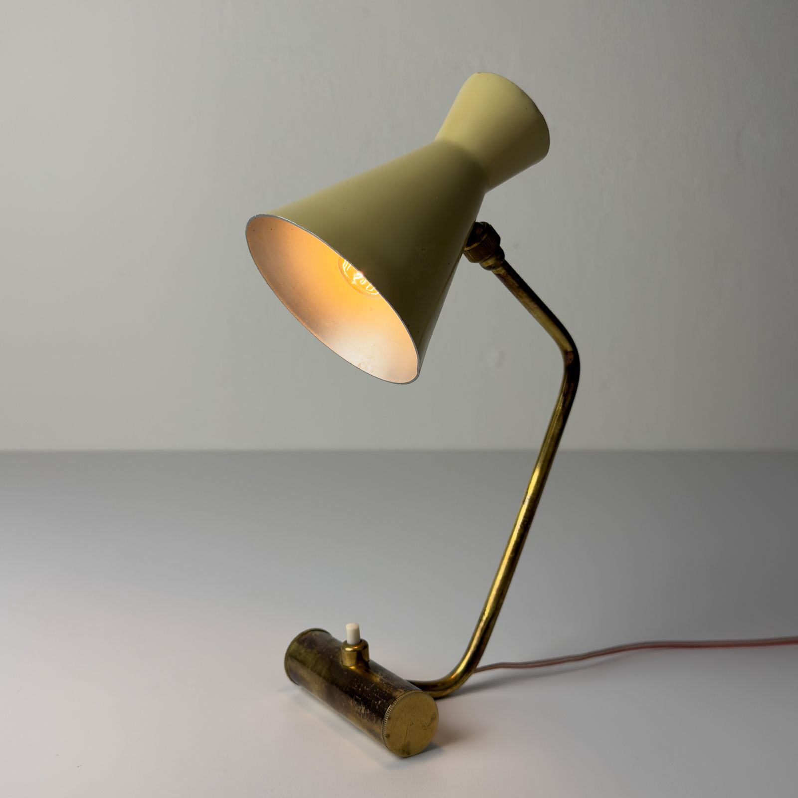 Vintage Metal Table Lamp By Stilnovo, Italy 1950s photo Lighting