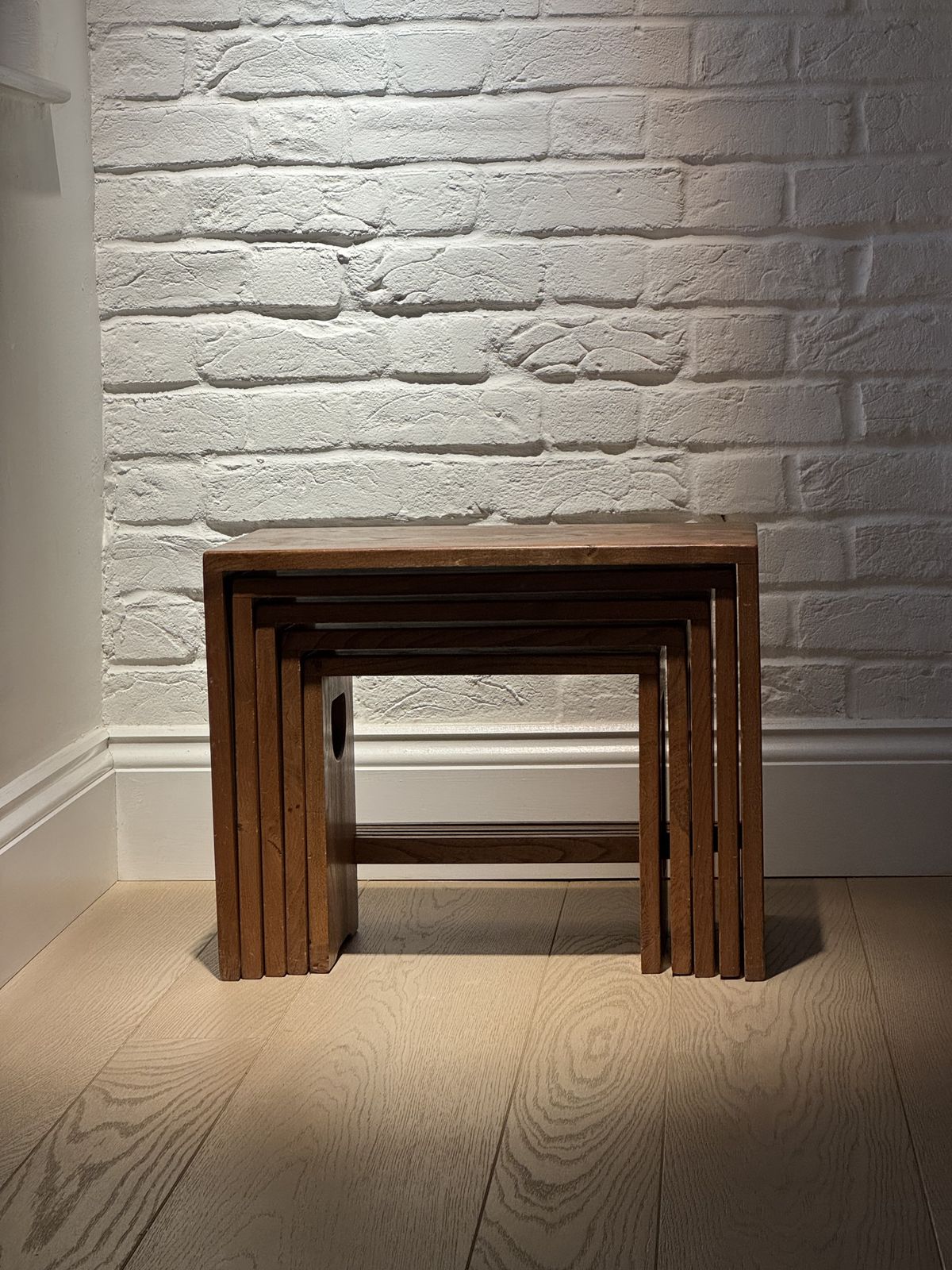 Ercol. Blue Label 495 Set Of 5 Nest Of Tables photo for sale