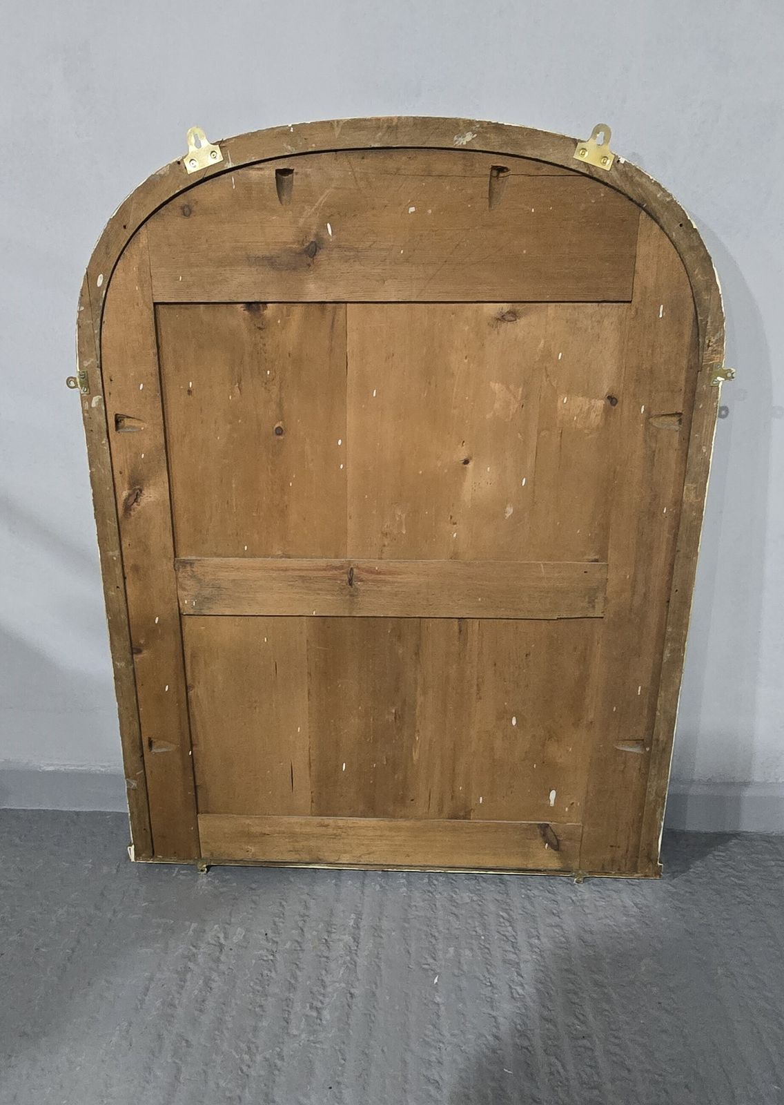 photo furniture Victorian Gilt Overmantle Of Small Proportions