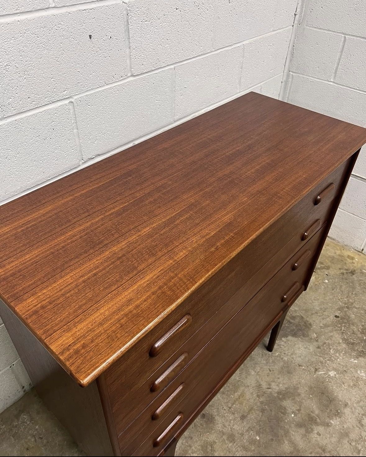 Tall Chest Of Drawers – Teak Mid Century (1970s) photo vinterior