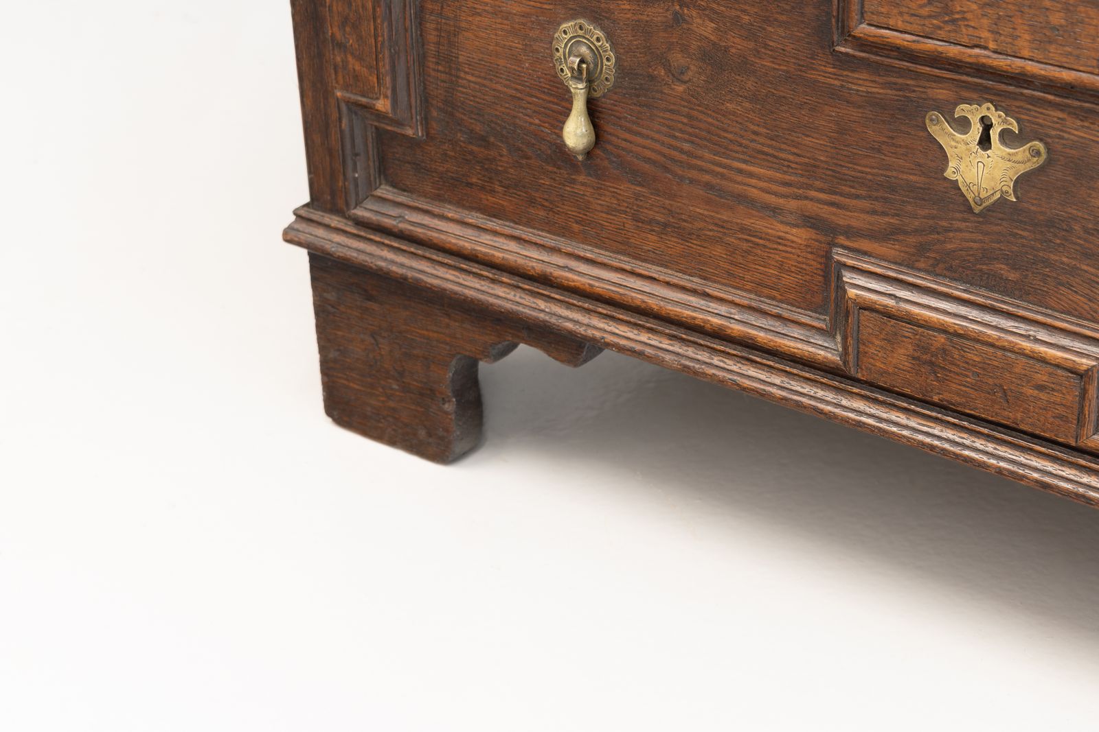 Jacobean Style Oak Chest, 1900s photo 725.0