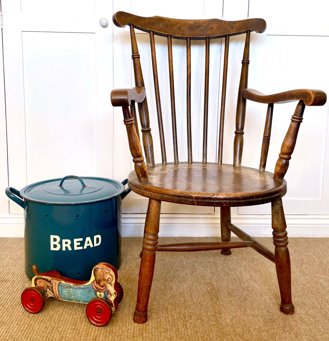 Antique Spindle Back 'Penny' Seat Elm Chair
