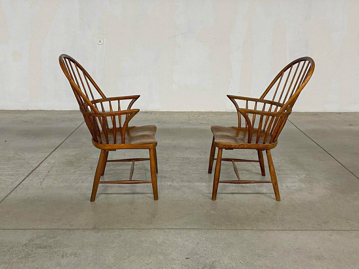 Model Ch 18a Windsor Dining Chairs By Frits Henningsen For Carl Hansen & Son, 1940s, Set Of 2 photo vintage
