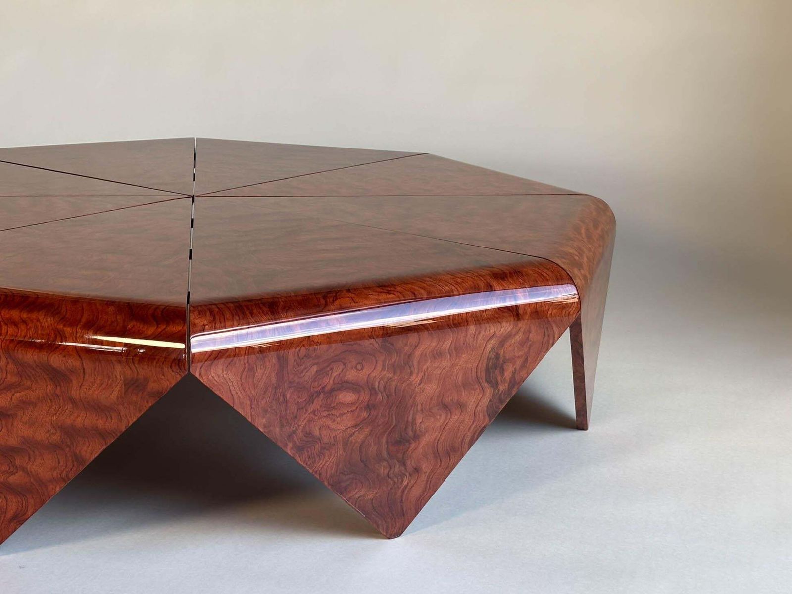 photo furniture Petala Coffe Table By Jorge Zalszupin 1960's