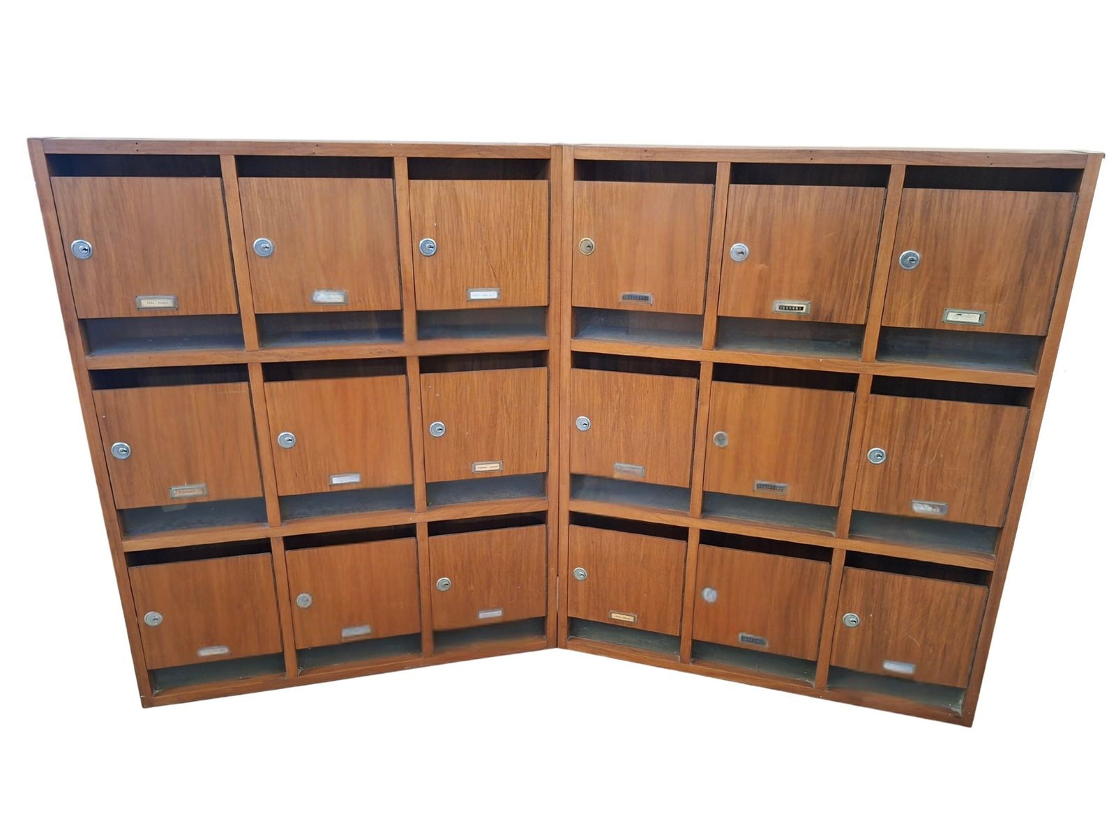 Coppia Di Cassette Postali Vintage Anni '70 – Restauro Incluso photo furniture