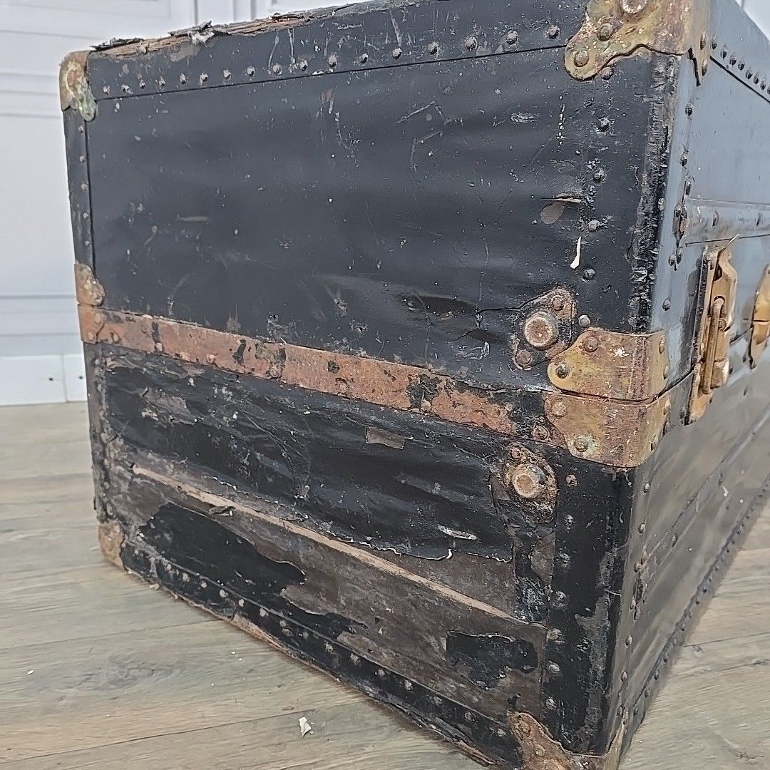 Antique Steamer Trunk Wardrobe Clothes Chest Cabin Trunk Drawers Hanging Rail photo Furniture